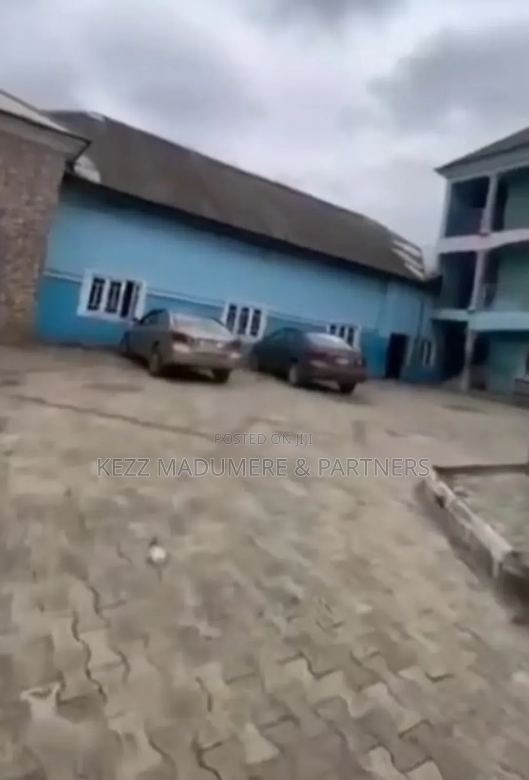For Sale : Functional School at Off Sars Road , Rumuaghulu,Ph