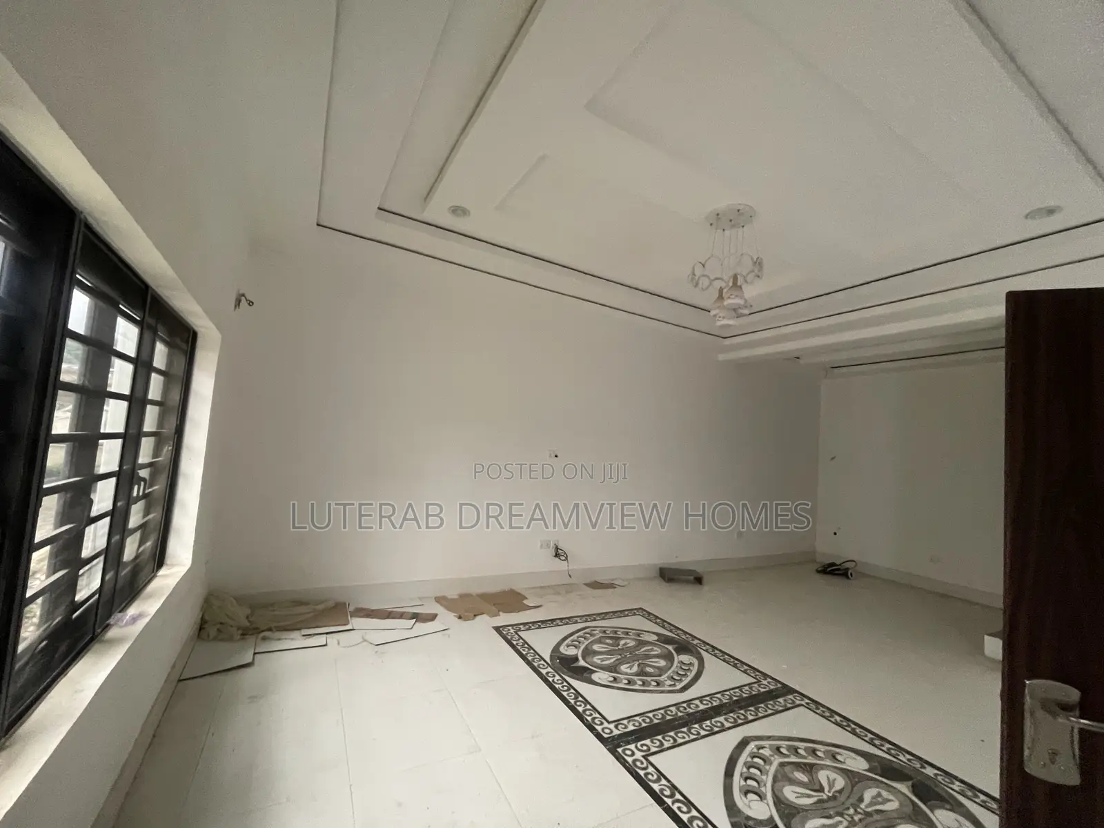 5bdrm Townhouse / Terrace in Katampe for rent