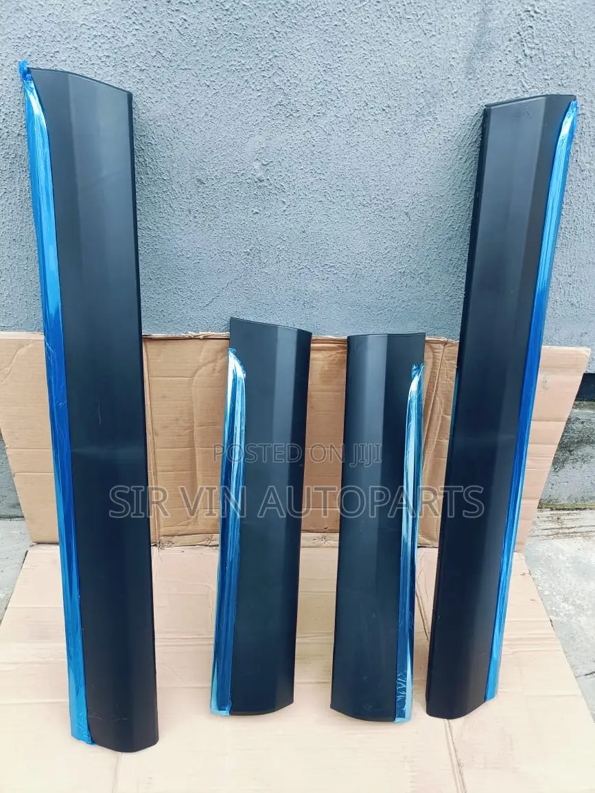 (Complete Set) Body Chrome For Toyota Highlander 2012