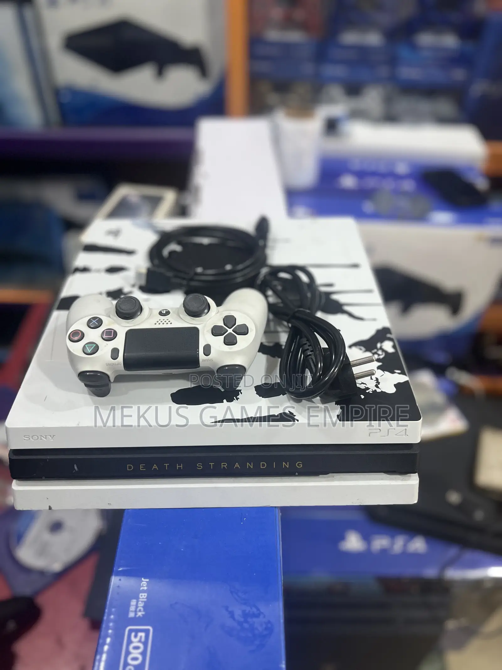 Ps4 Pro + 12 Games Installed Both Fc25,Pes25,Mk,Gta More