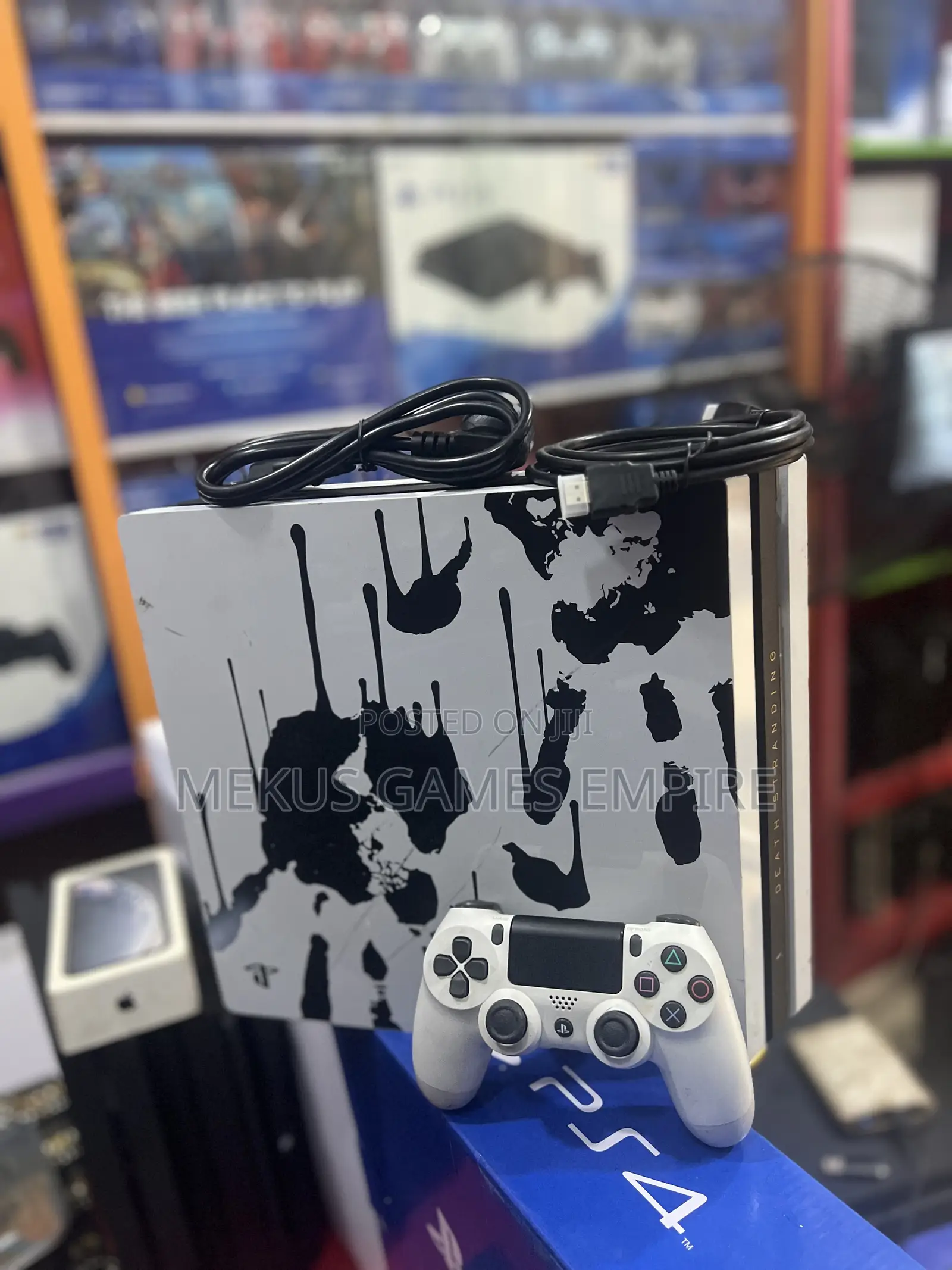Ps4 Pro + 12 Games Installed Both Fc25,Pes25,Mk,Gta More
