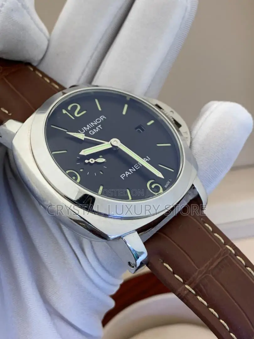 Luminous Quality Luxury Men Genuine Leather Wristwatch