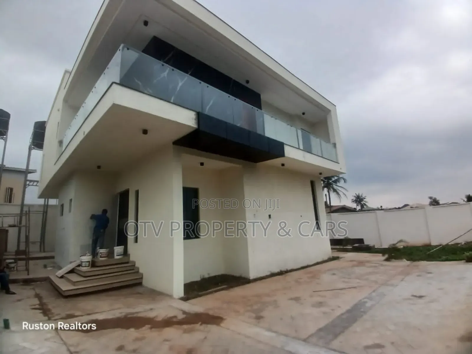 Furnished 4bdrm Duplex in Ibadan for sale