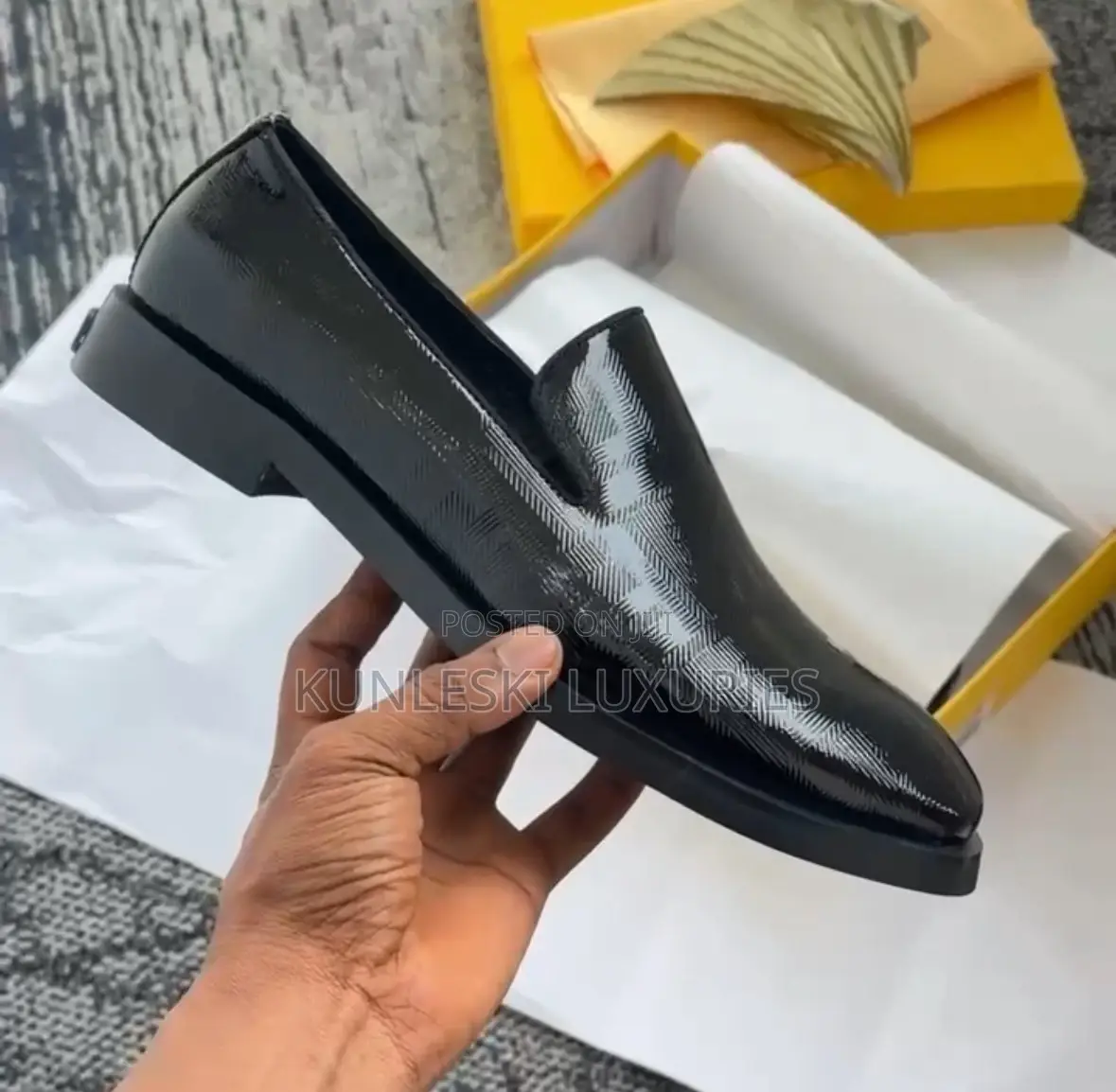 Original Fendi Luxury Black Loafers Shoes for Men