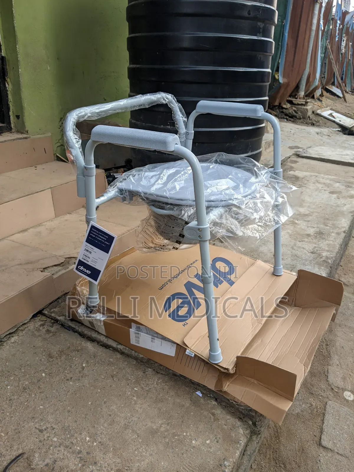 Commode Chair Foldable
