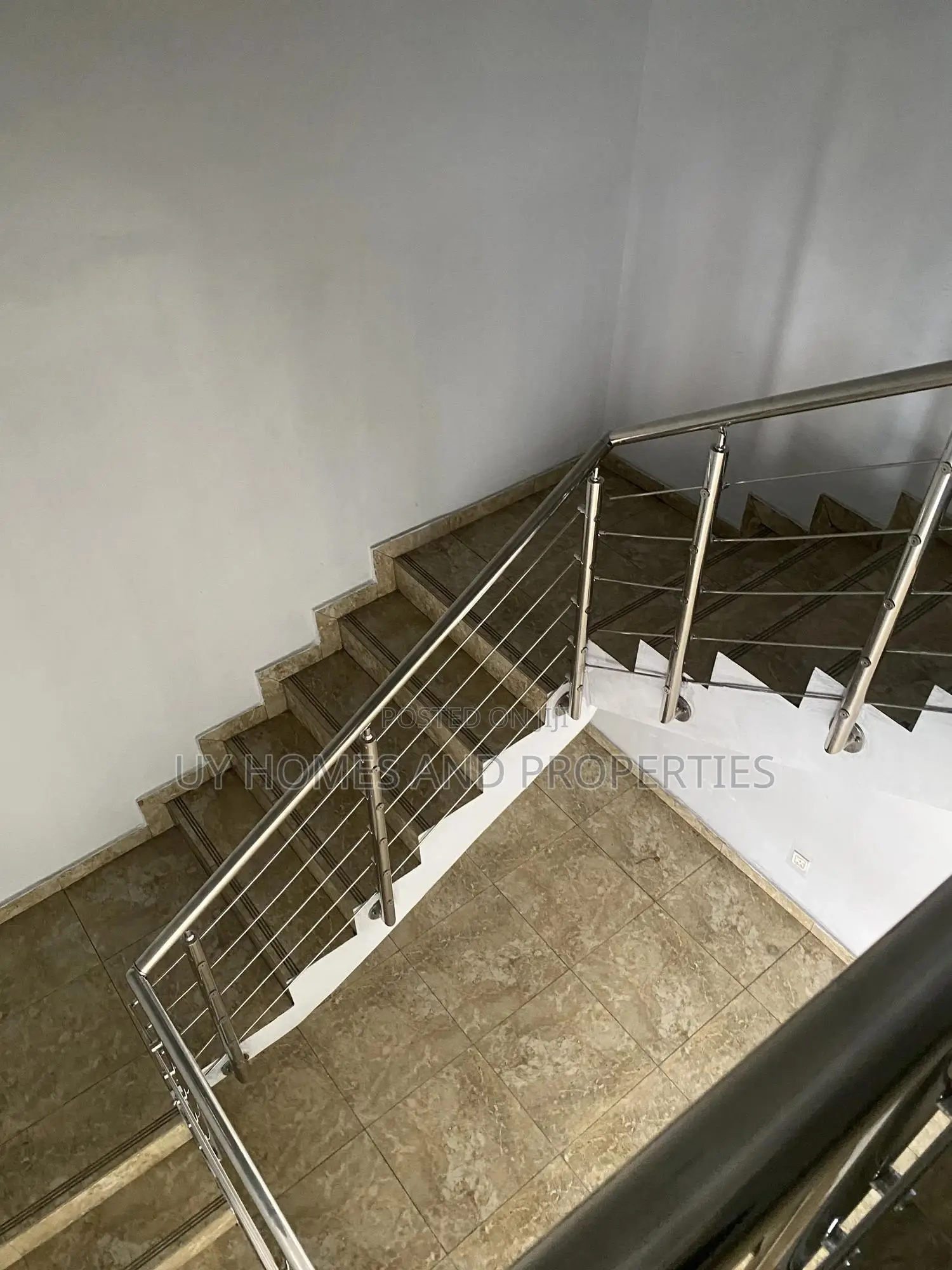 4bdrm Duplex in Rivtaf Golf Estate, Port-Harcourt for sale