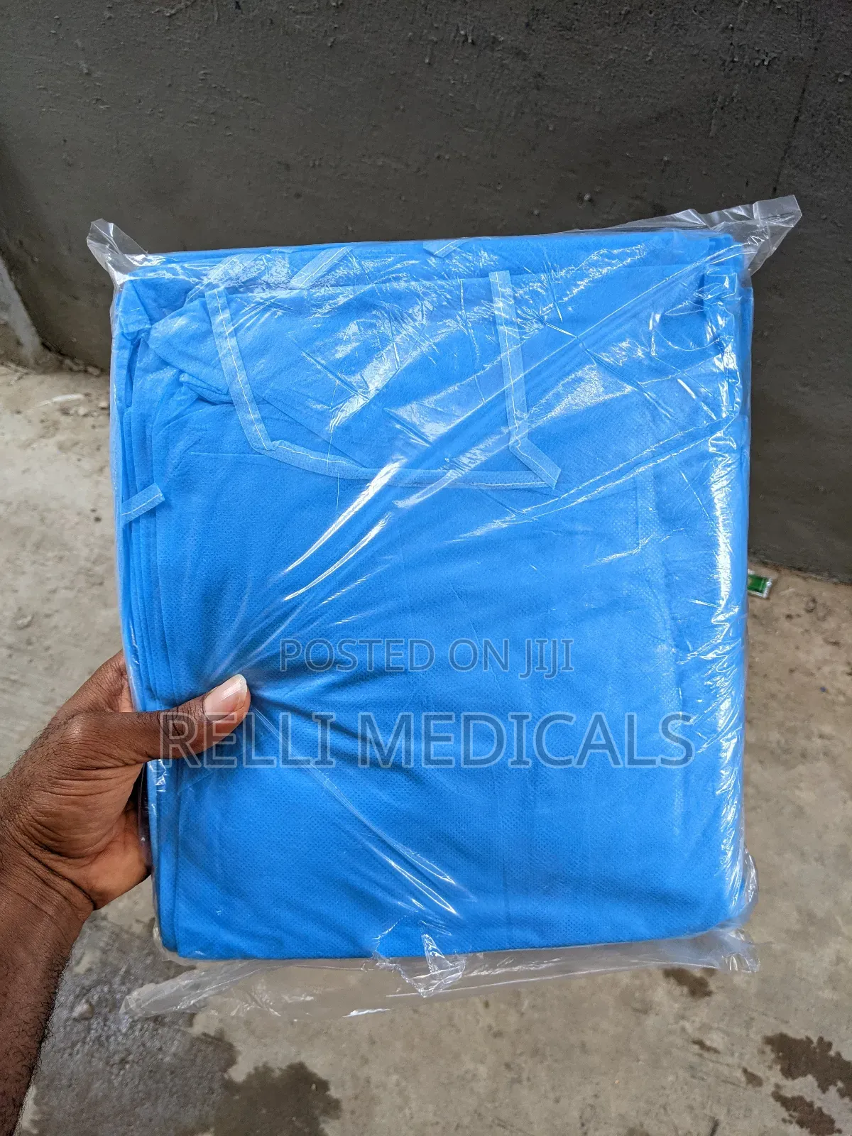 Isolation Gown Blue and Yellow (Pack of 10)
