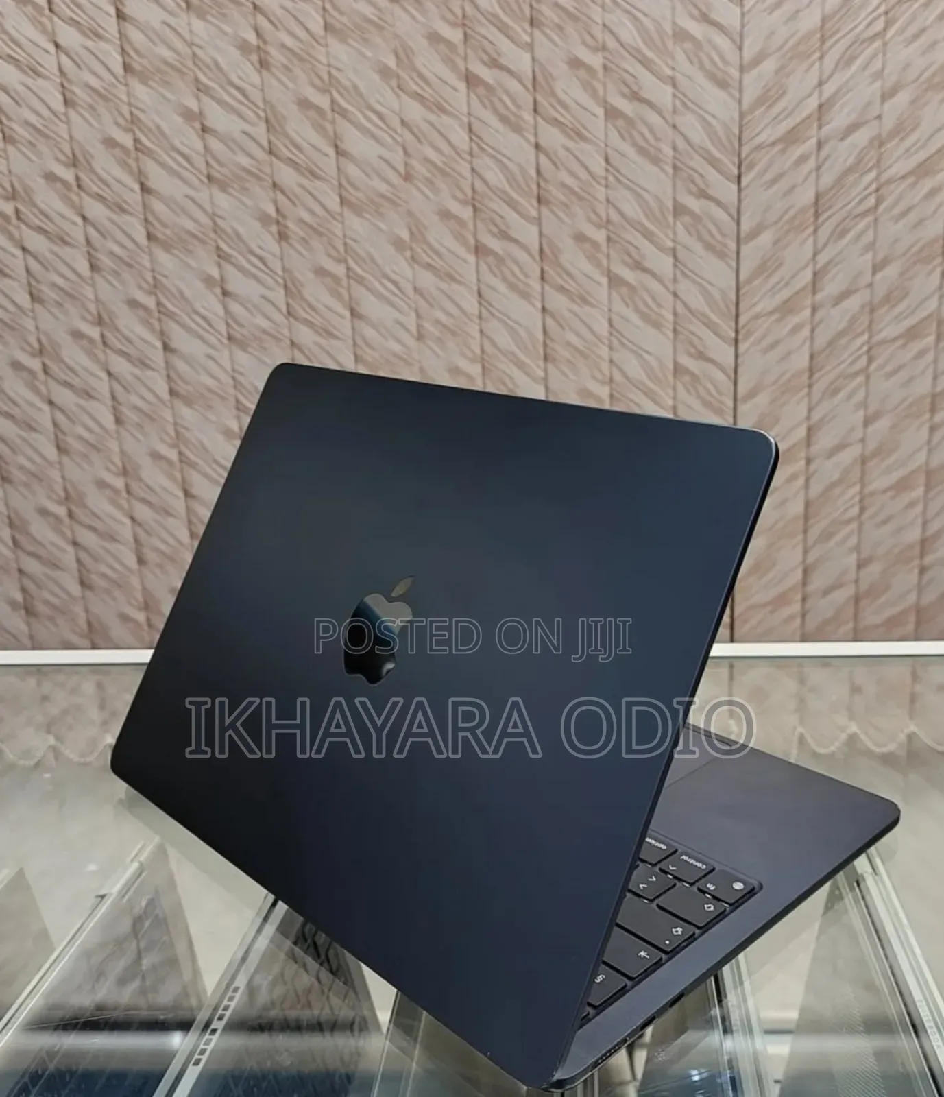 Laptop Apple MacBook Air 2022 M2 8GB Intel Core M2 SSD 256GB