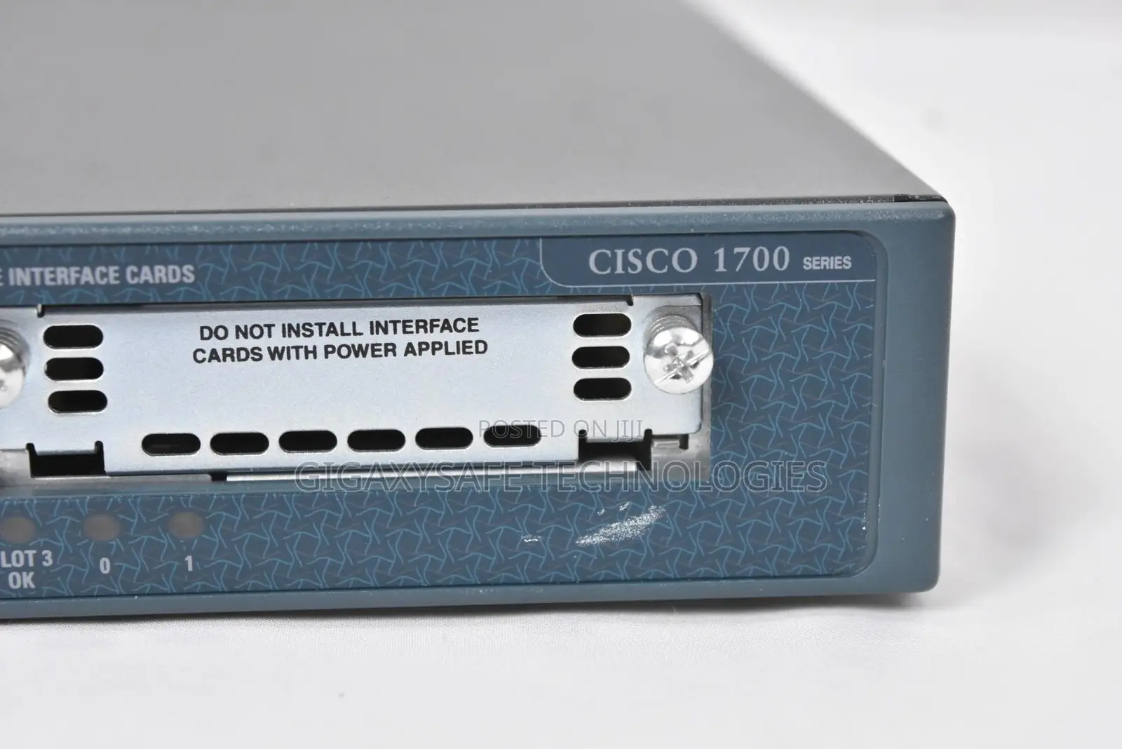 Cisco 1760 4-Port 10/100 Wired Router