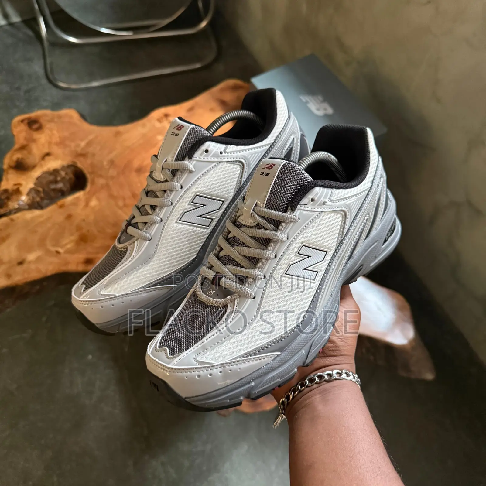 Original New Balance 509 Grey Sneakers