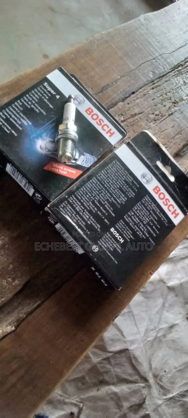 Tolarge Plug V8 , 
Plug Is 