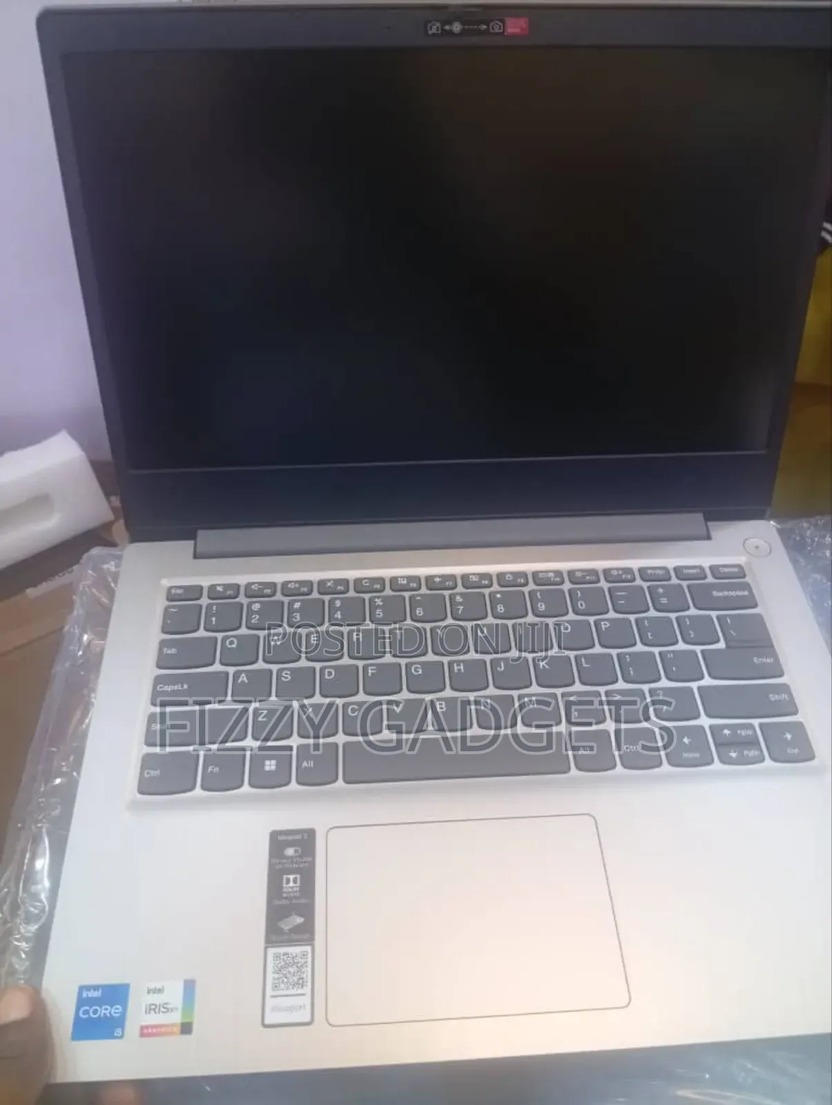 New Laptop Lenovo Ideapad 3 8GB Intel Core I5 SSD 256GB