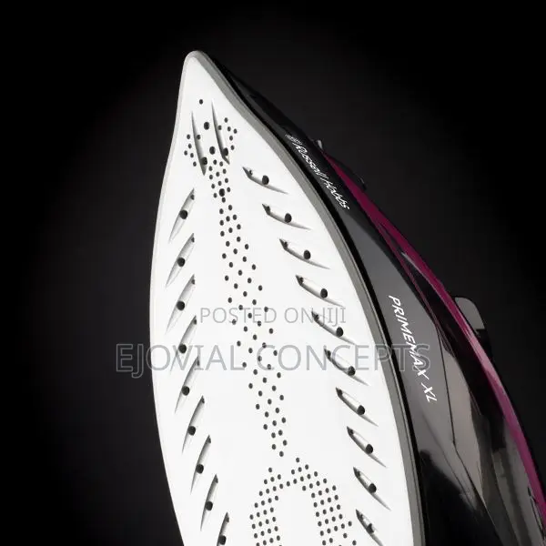 Russell Hobbs Prime Max Steam Iron