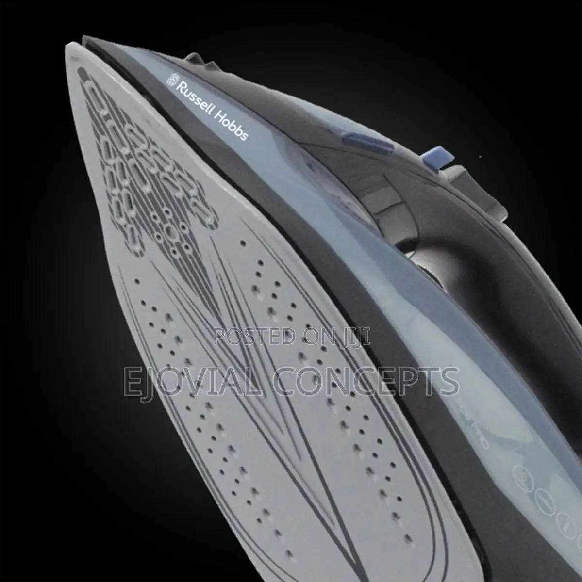 Russell Hobbs Crease Control + Steam, Spray, Dry Iron 2200w