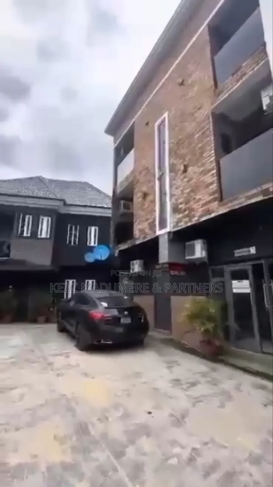 For Sale : 20 Rooms Hotel at by Aker Rd, Iwofe, Ph