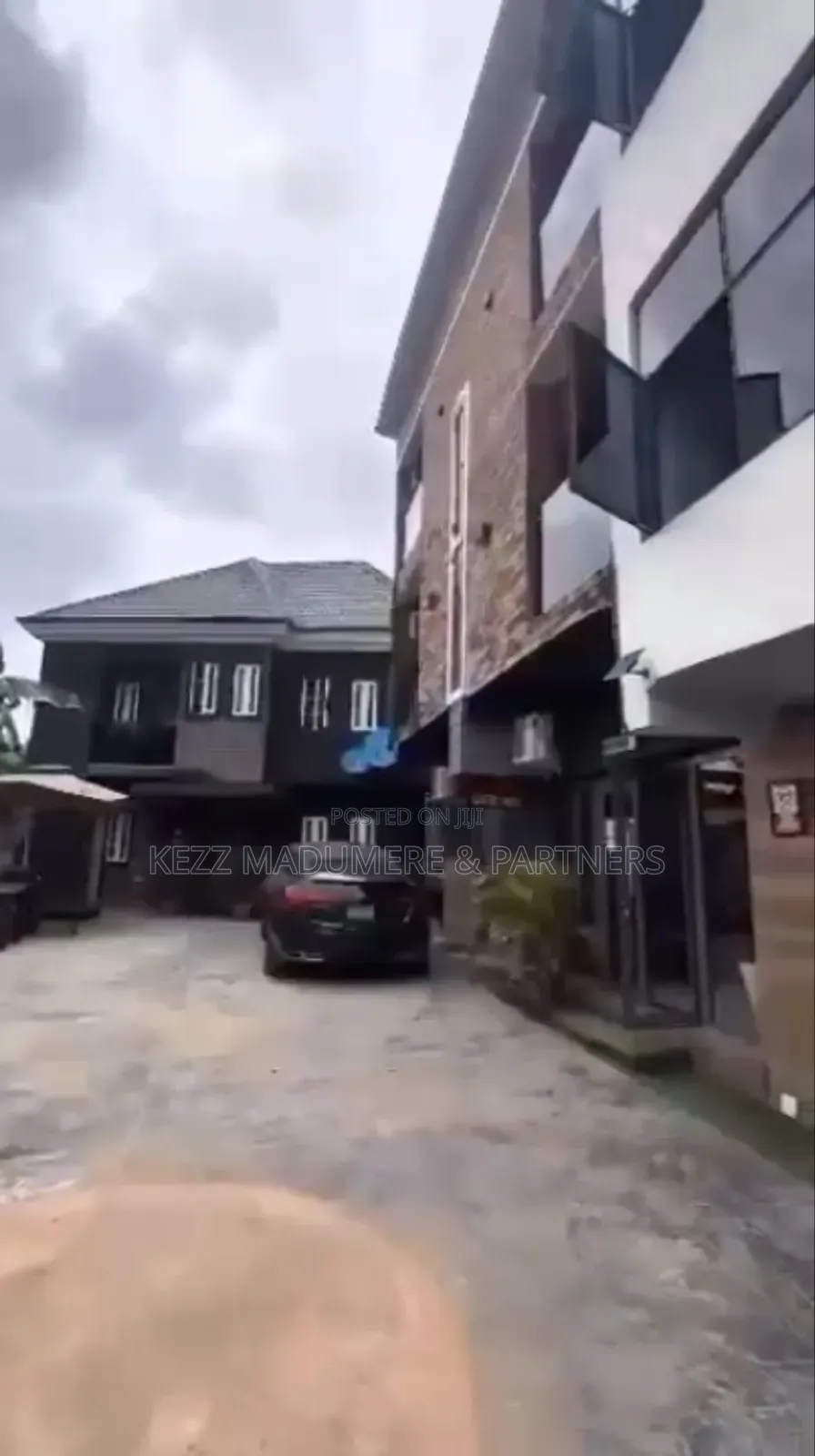 For Sale : 20 Rooms Hotel at by Aker Rd, Iwofe, Ph