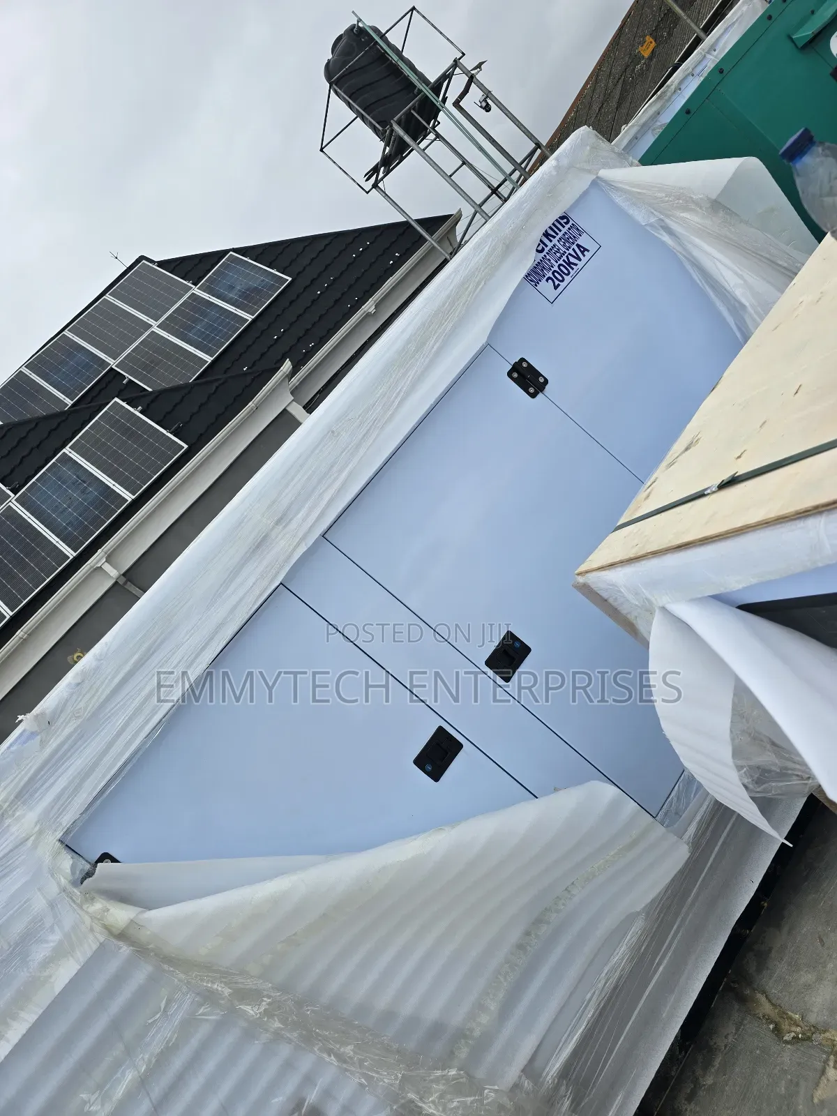 Come and Buy Perkins Diesel Soundproof Generator Sp200kva 100% Copper