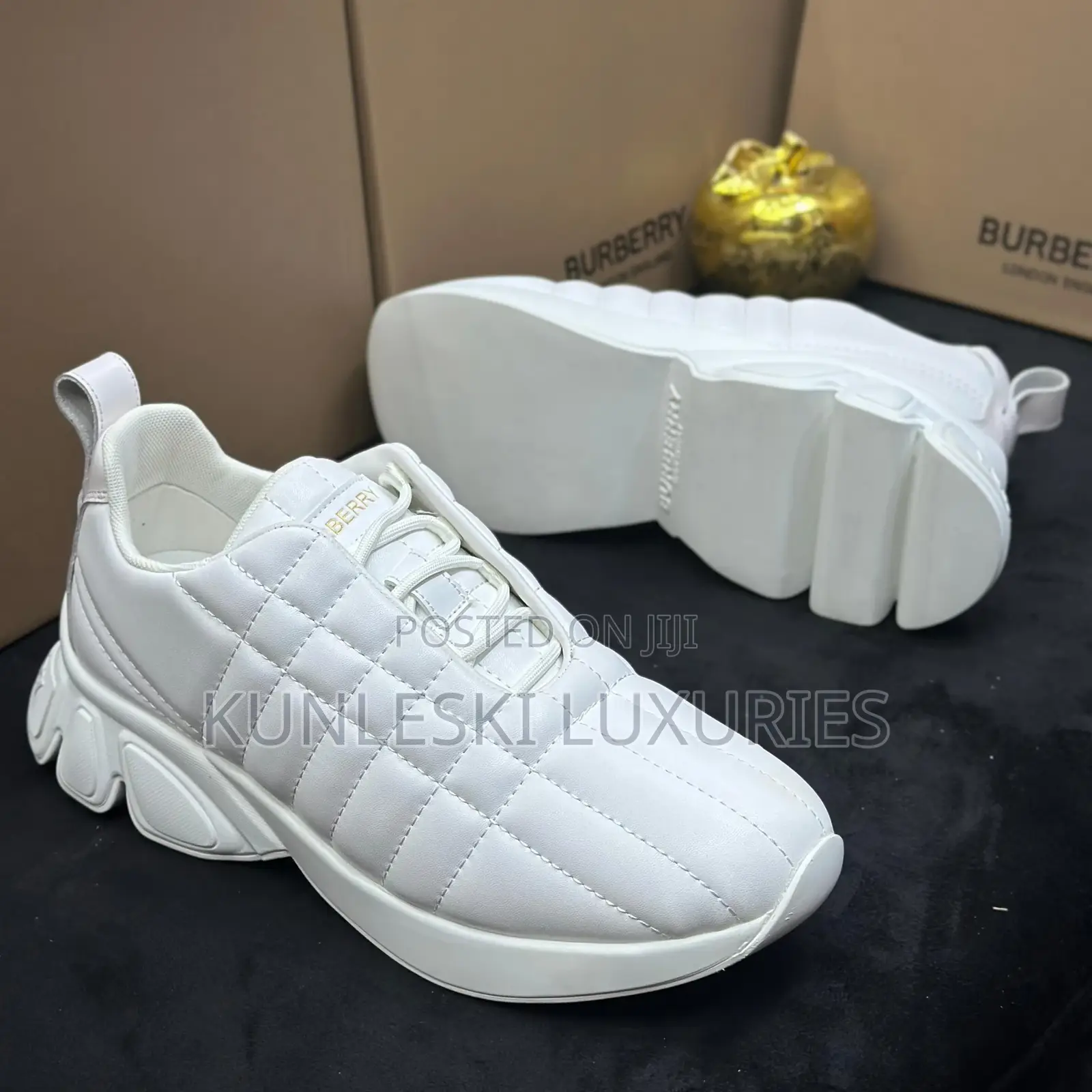 Original Burberry Designer Leather Sneakers in Black and White