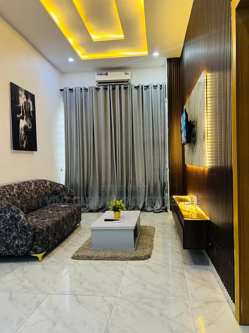 Newly Renovated 4 Bedroom Detached Duplex With Excellent Facilities