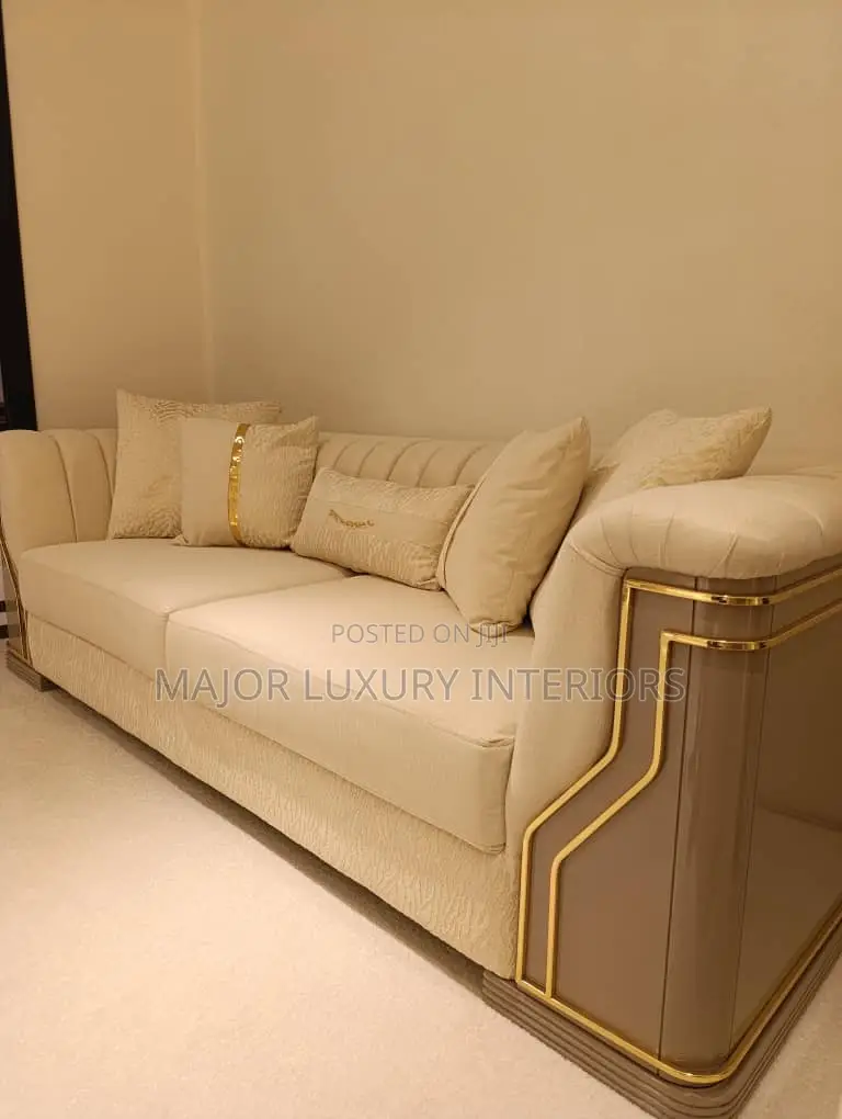 High Quality Contemporary Sofa Set