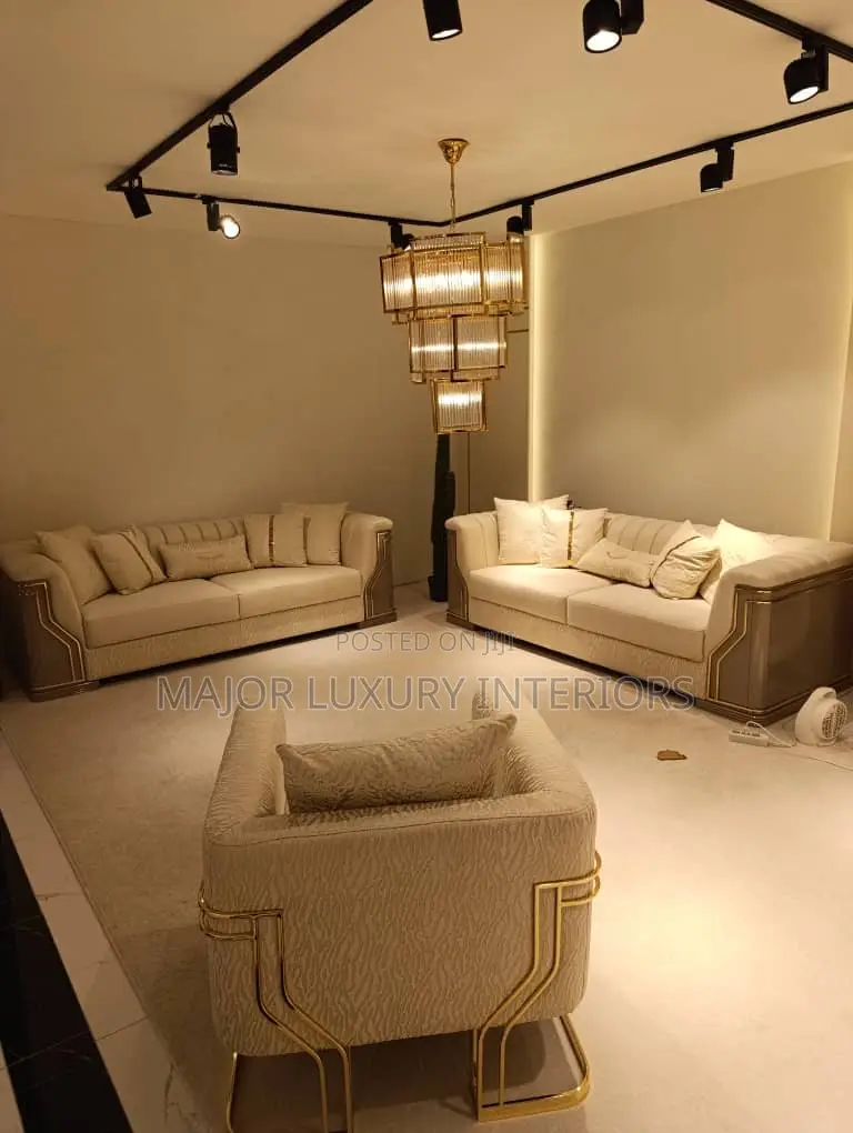 High Quality Contemporary Sofa Set