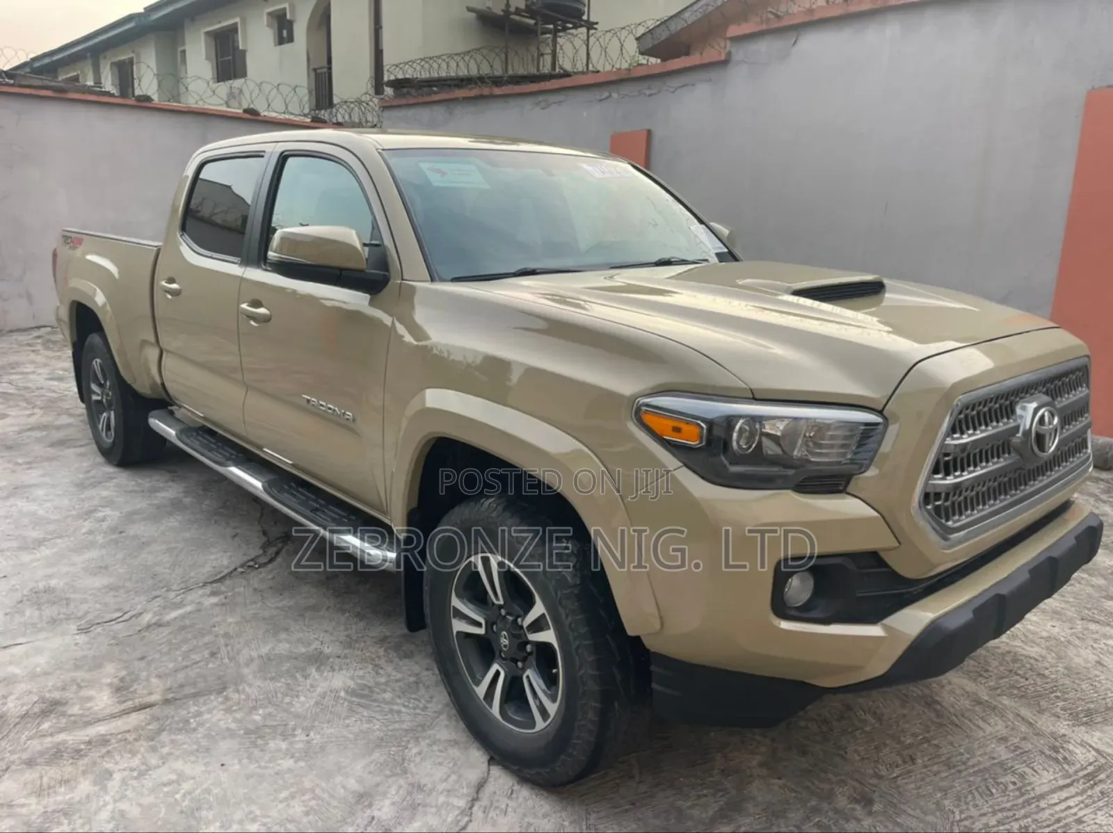 Toyota Tacoma Limited 2017 Gold