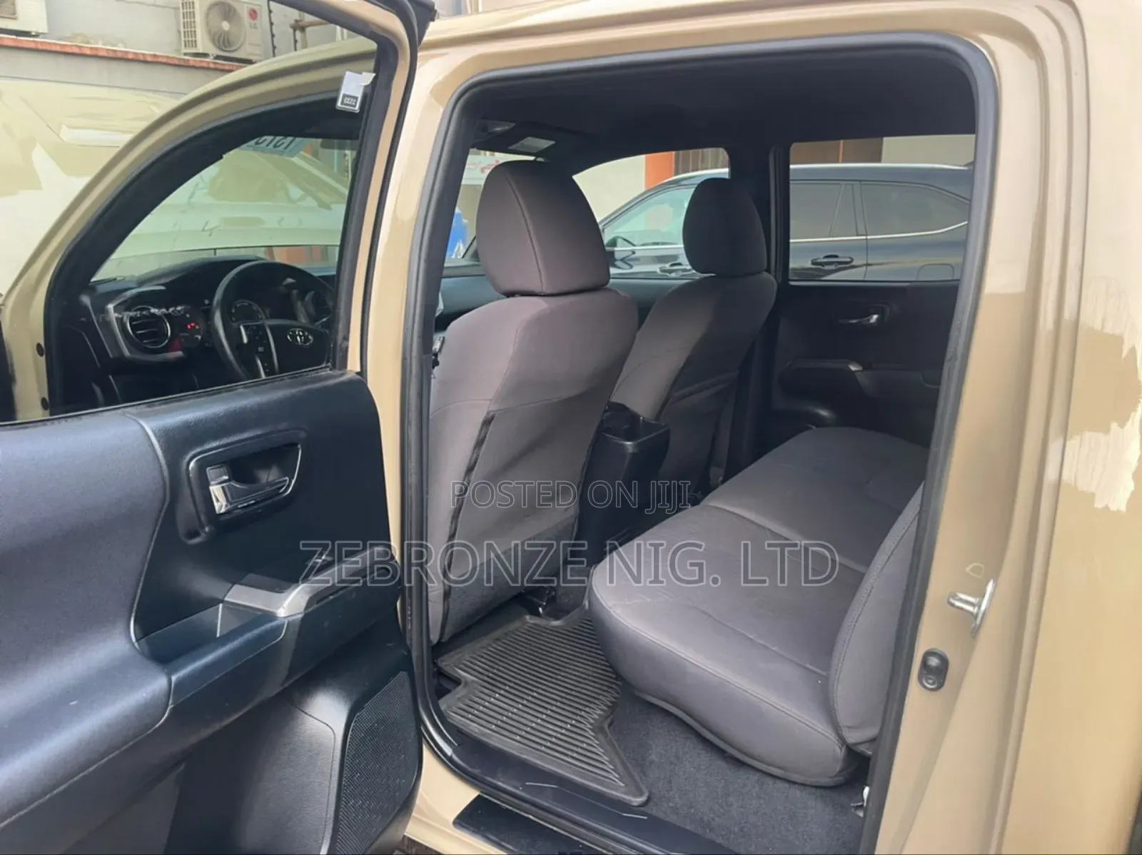 Toyota Tacoma Limited 2017 Gold