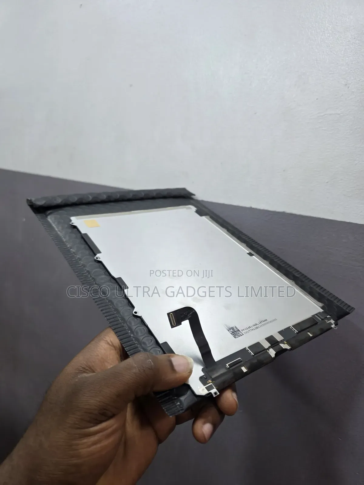 iPad 10th Gen Screen