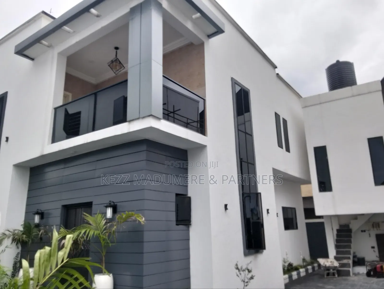 4bdrm Duplex in Shell Cooperative for sale
