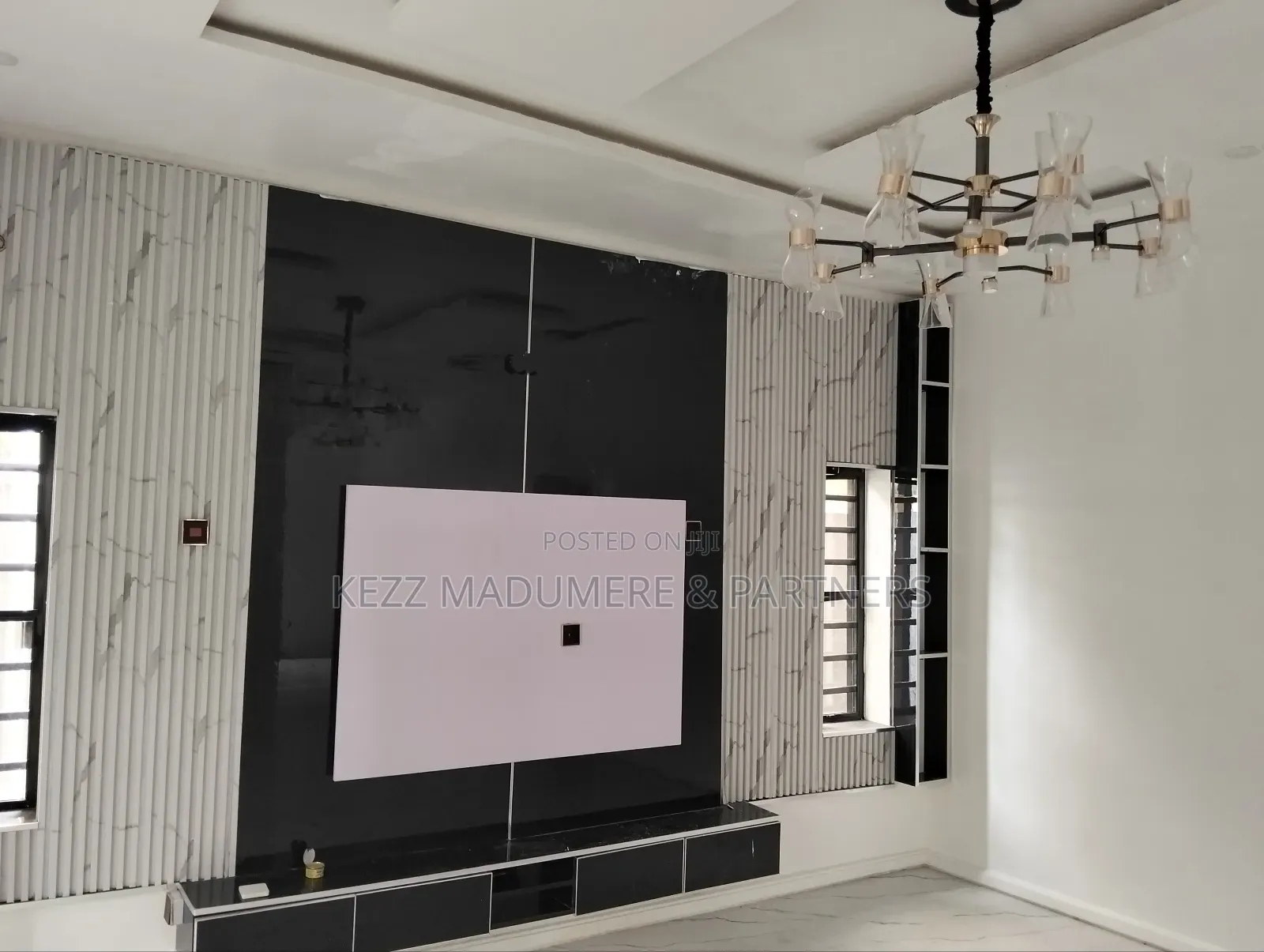 4bdrm Duplex in Shell Cooperative for sale