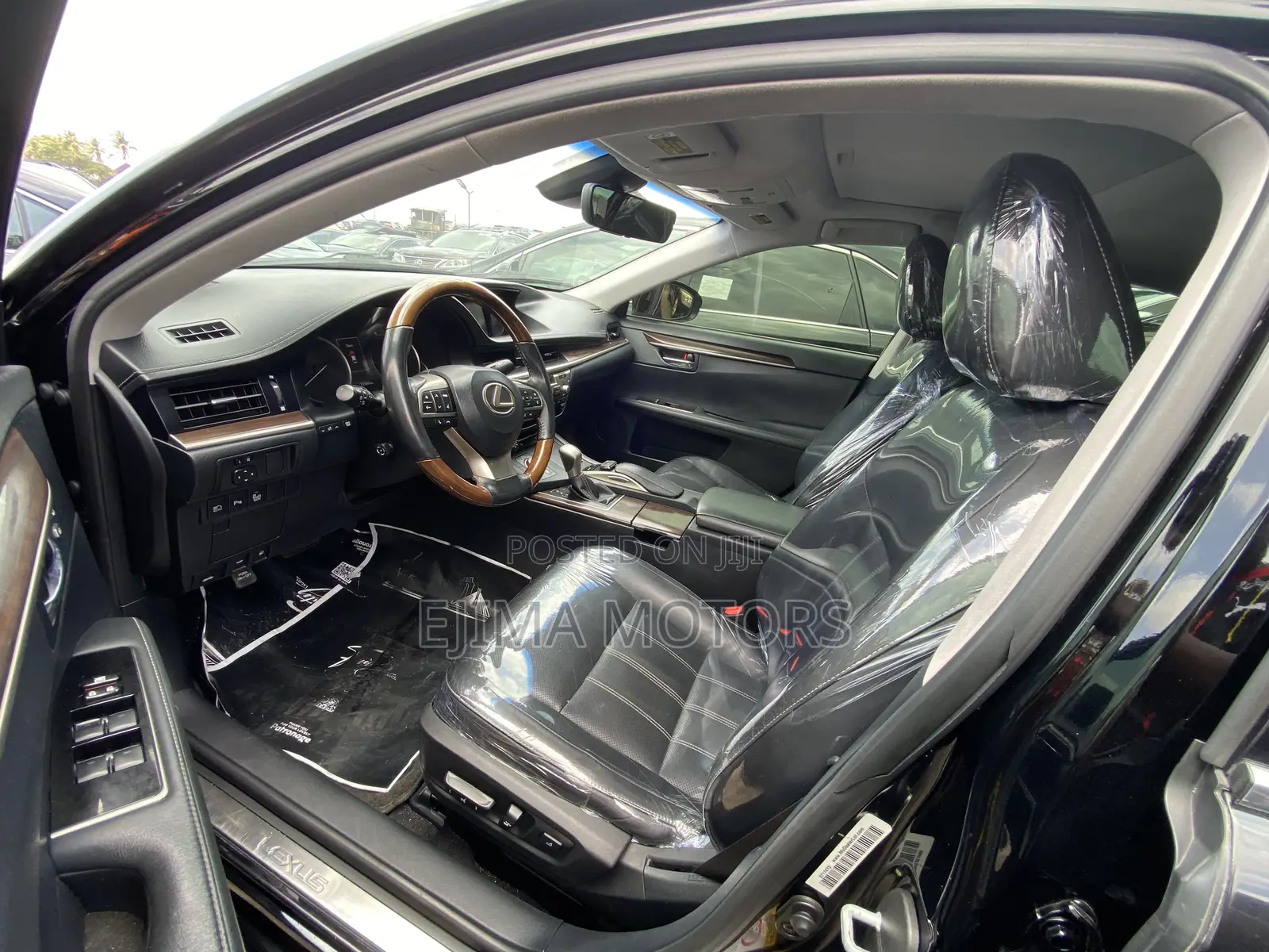 Lexus ES 2015 Black