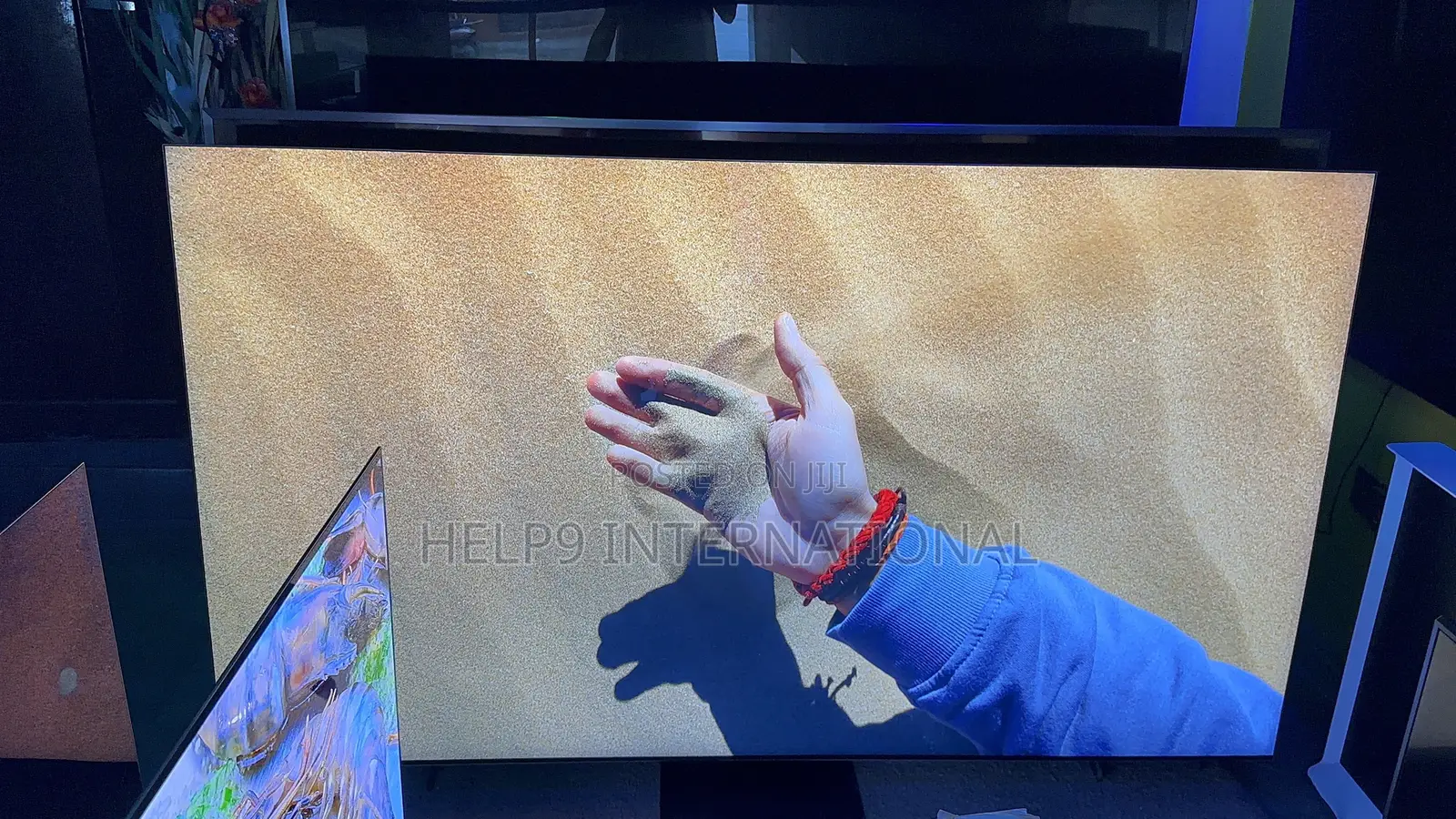 Flagship 85” Samsung Neoqled Smart Miniled Tv With Infinity Display