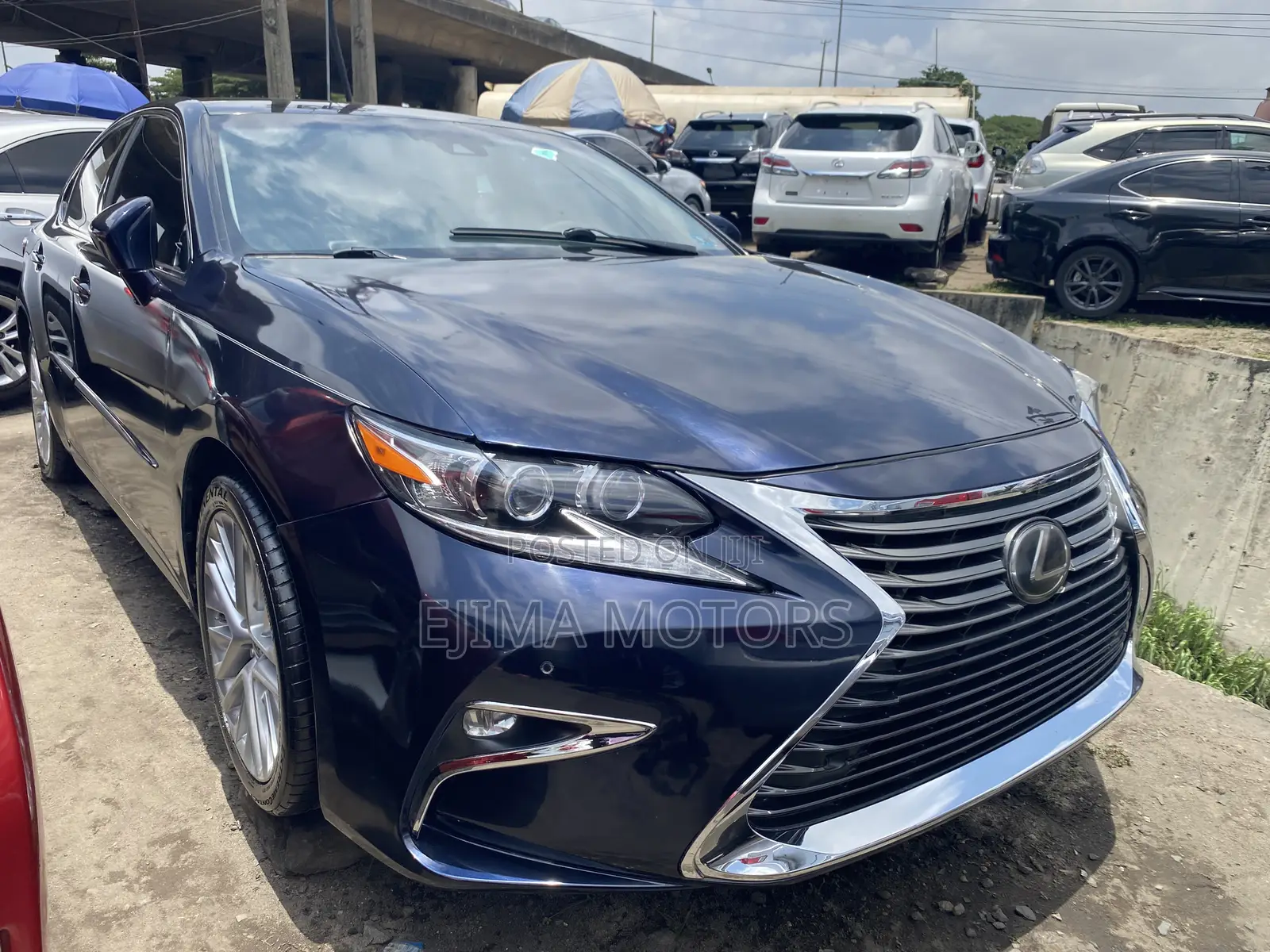 Lexus ES 350 FWD 2016 Blue