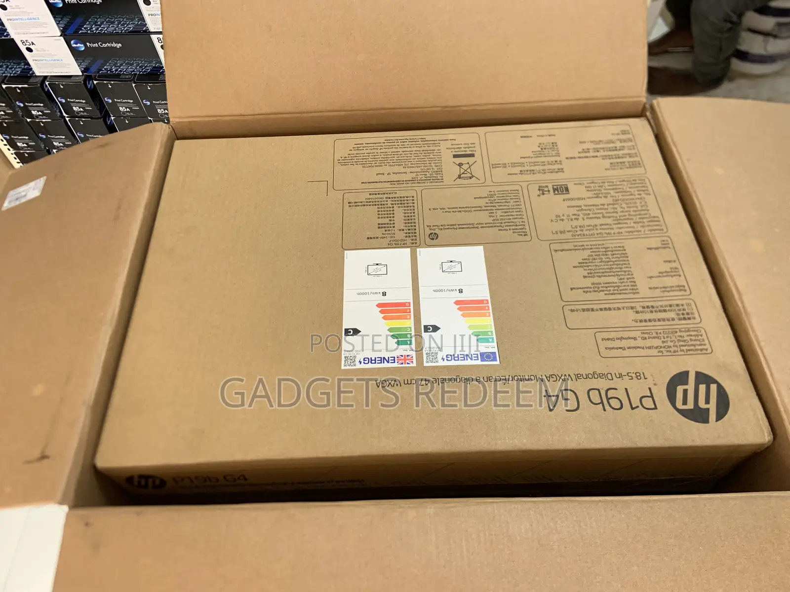 New Desktop Computer HP 290 G4 8GB Intel Core i3 SSD 256GB