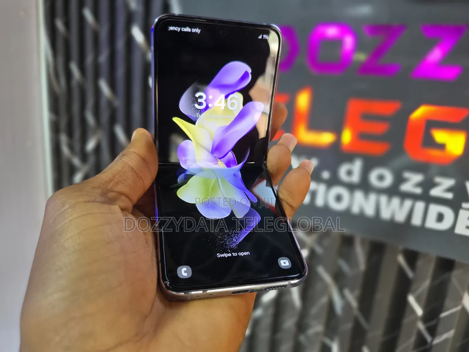 Samsung Galaxy Z Flip4 128 GB Purple