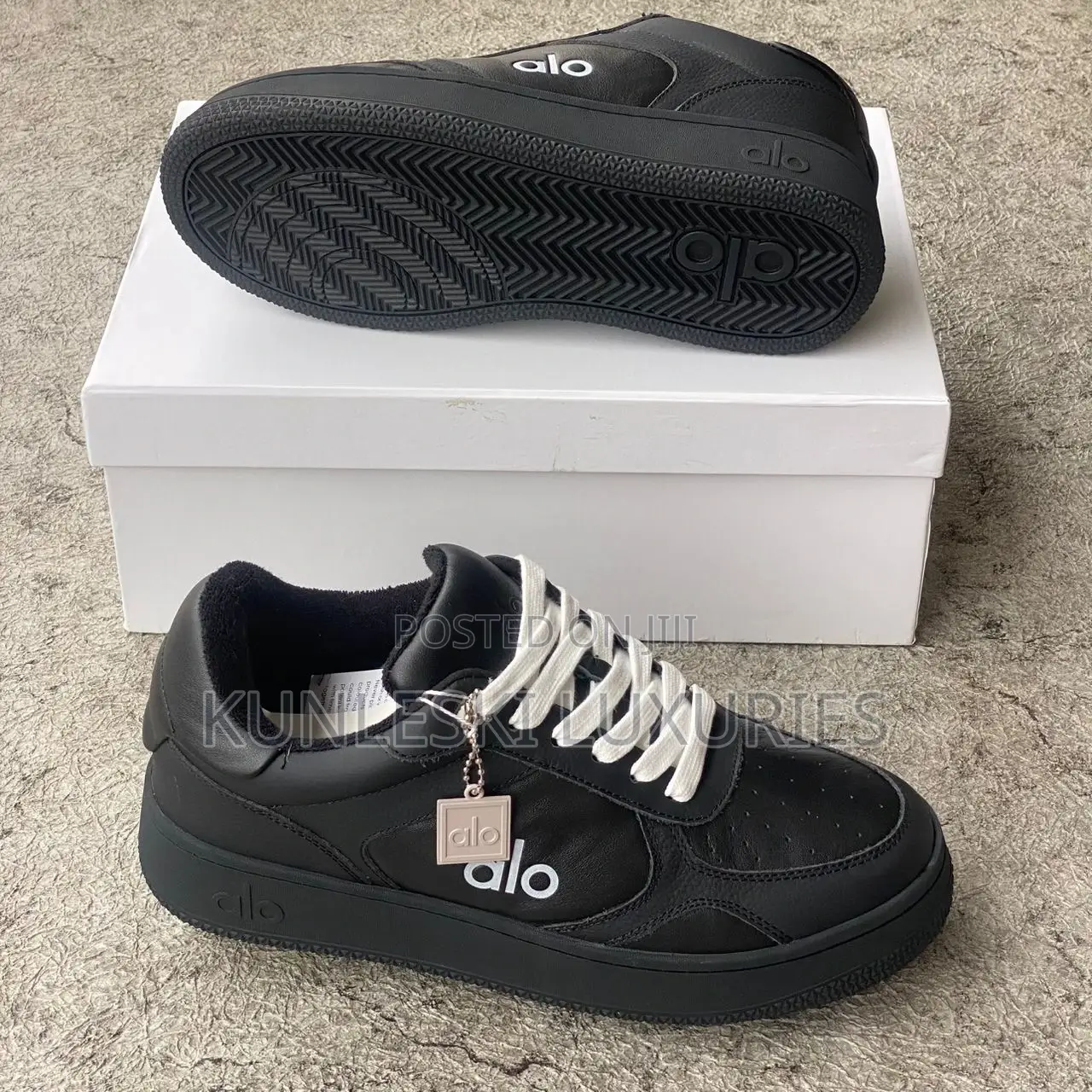 Original Alo Recovery Mode Leather Sneakers