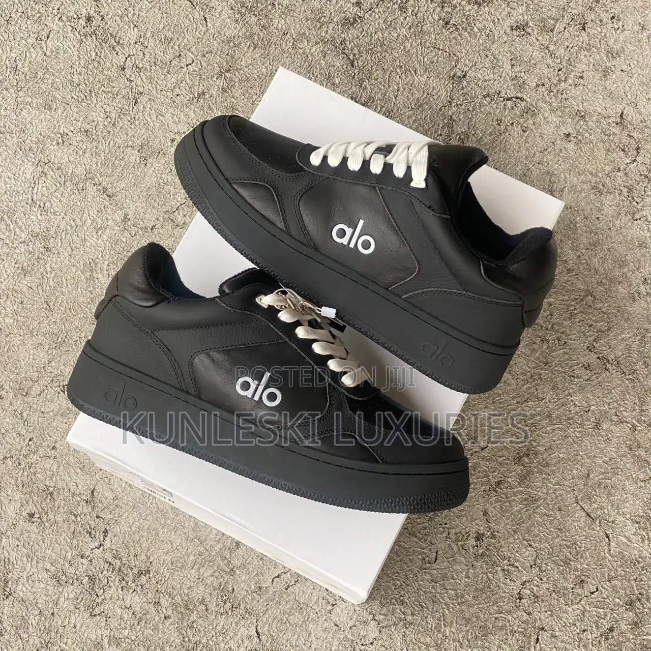 Original Alo Recovery Mode Leather Sneakers