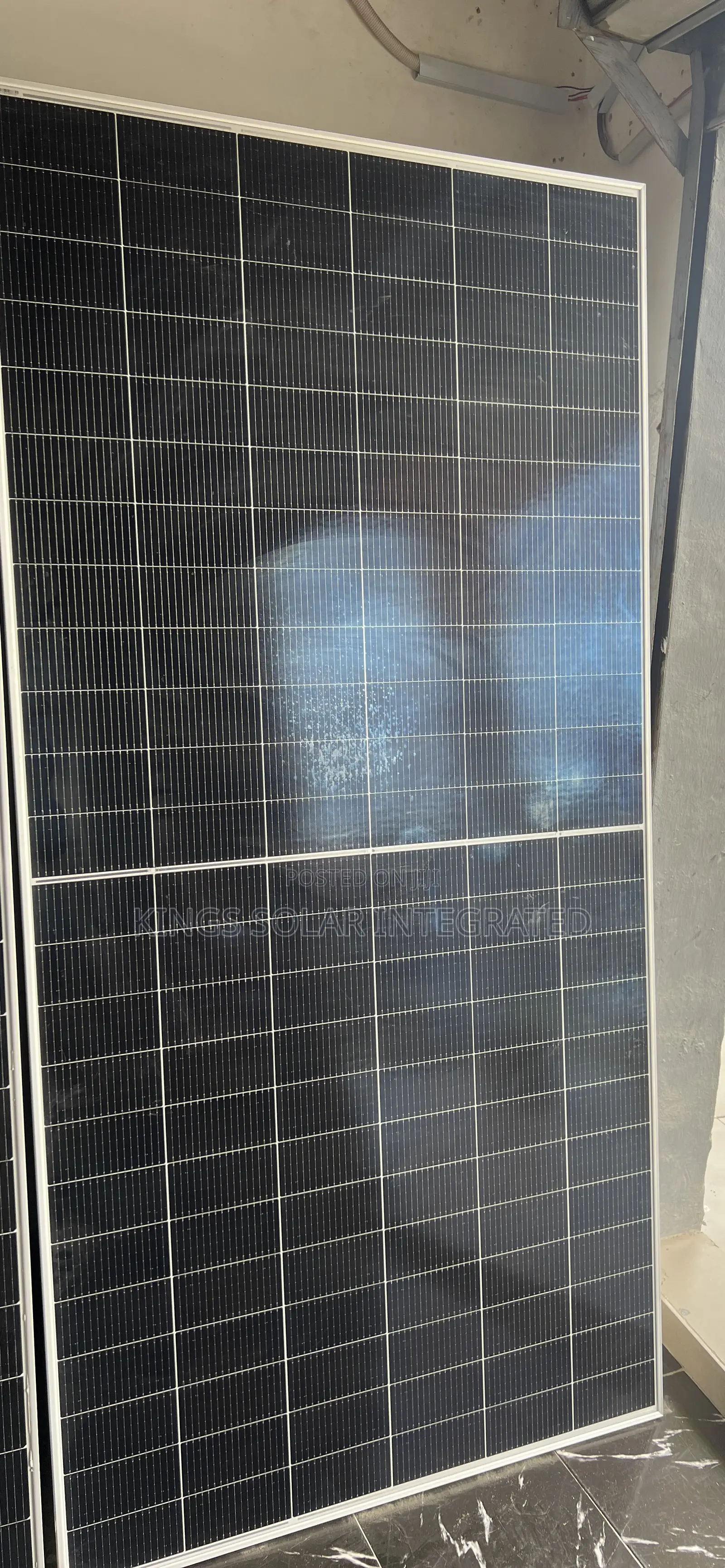 Jinko Brand New Panel 585watts