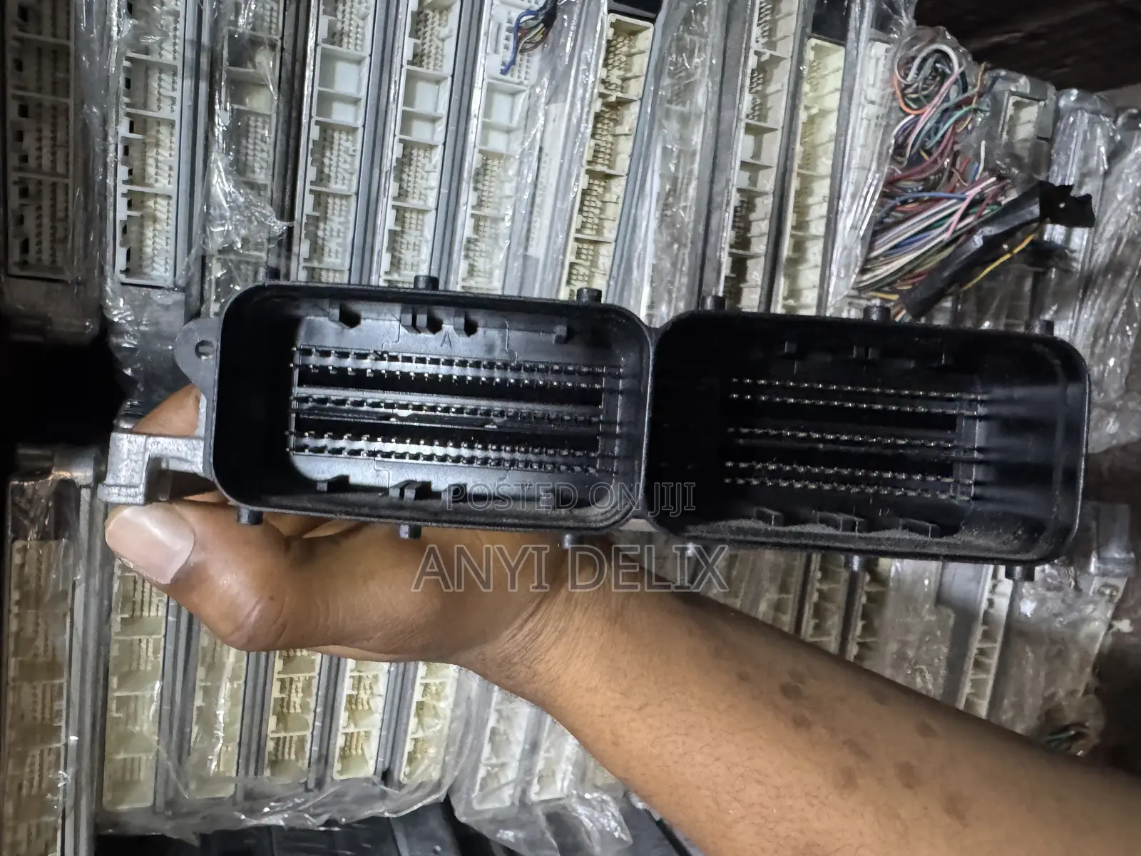 Range Rover Velar Ecu Brain Box 2019 Model Hx73-14c568-Bb