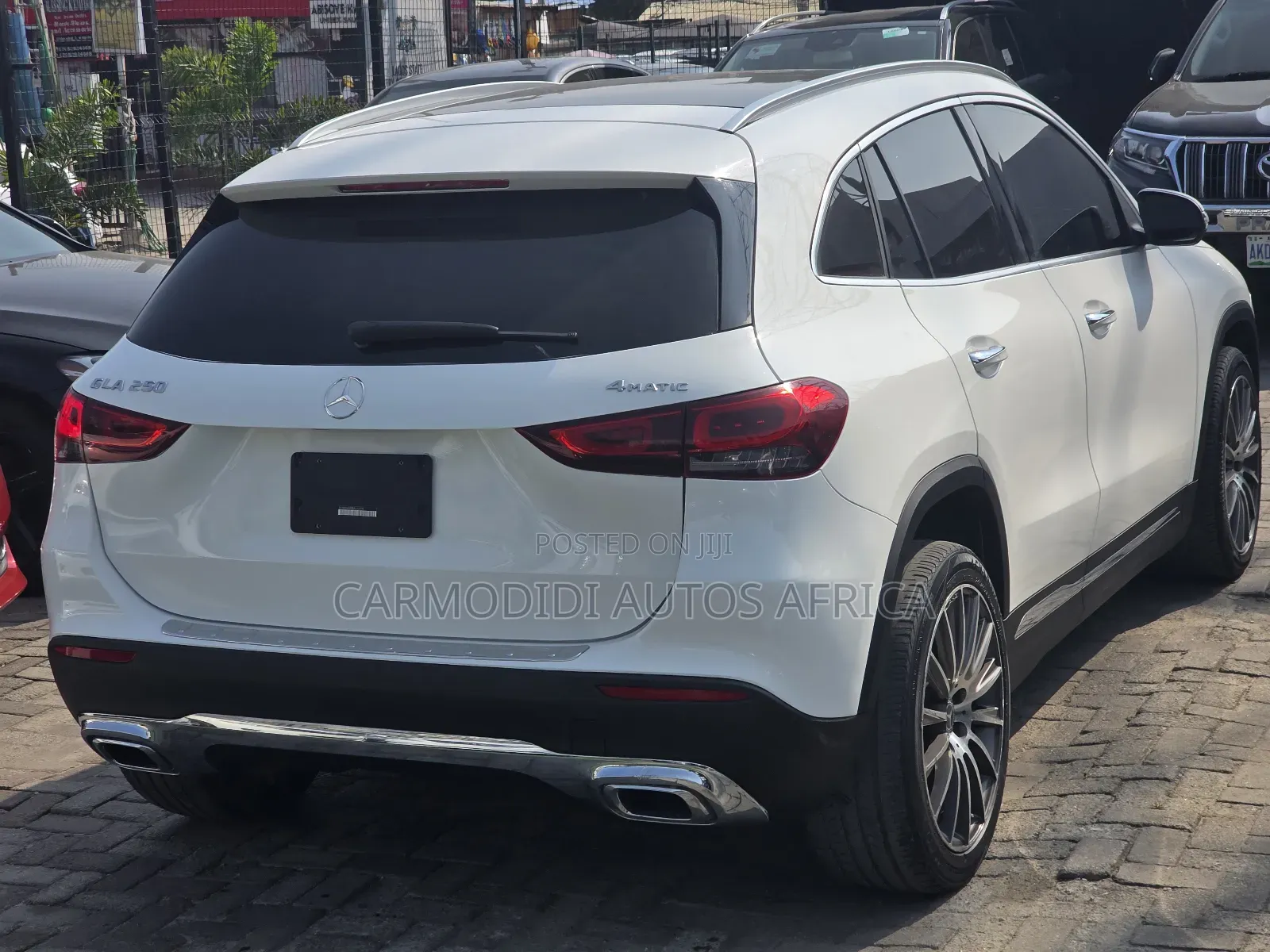 Mercedes-Benz GLA 250 2021 White