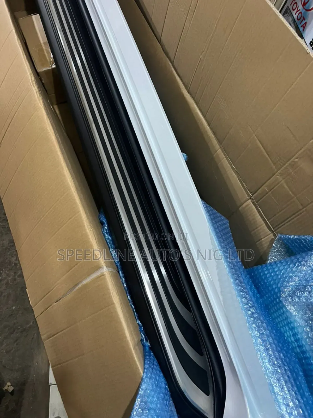 Complete Side Steps Lx600 2023/2024