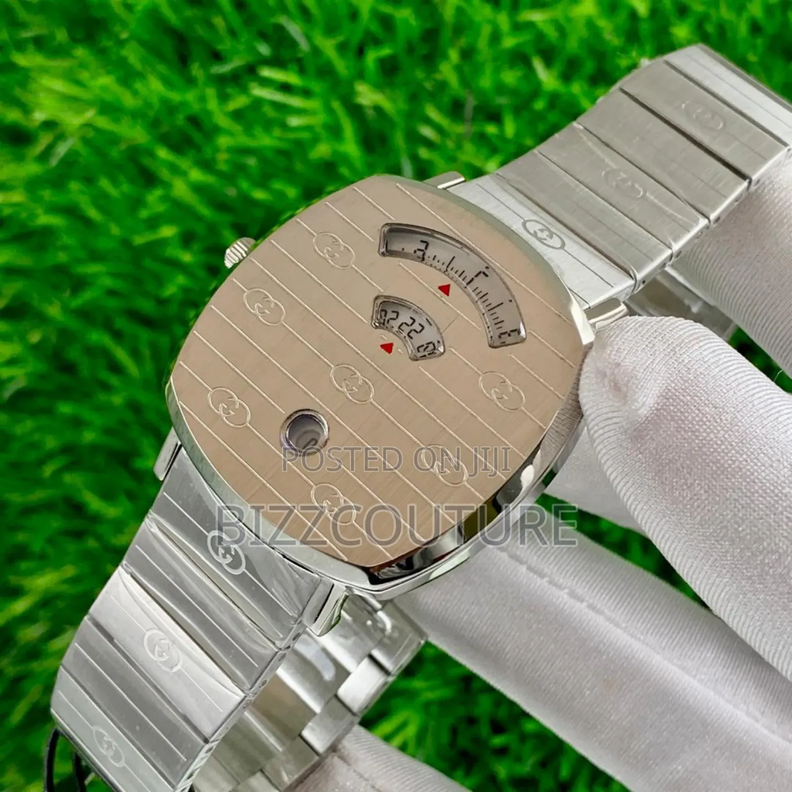 Original Gucci Silver Stainless Steel Calendar Quartz Watch