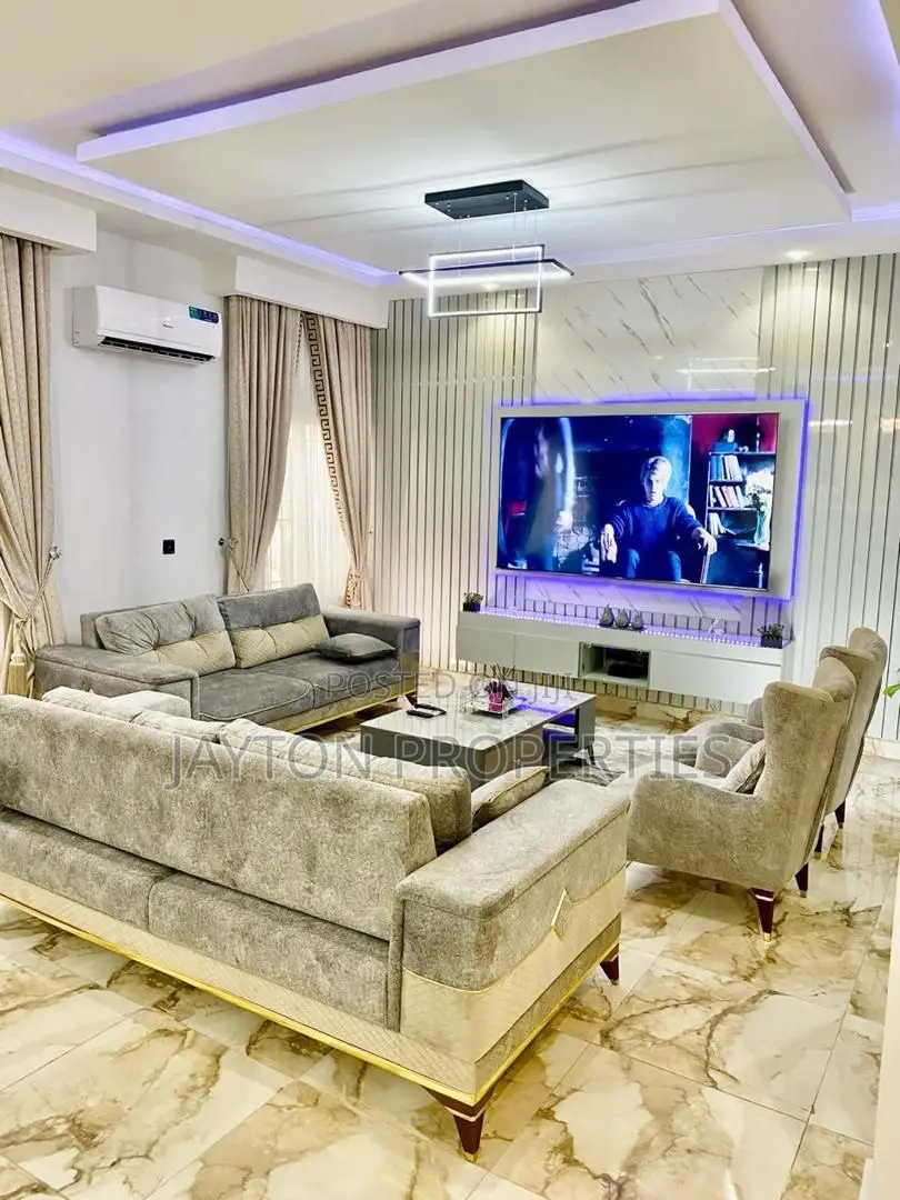 2 Units of 4bedroom Party Apartment