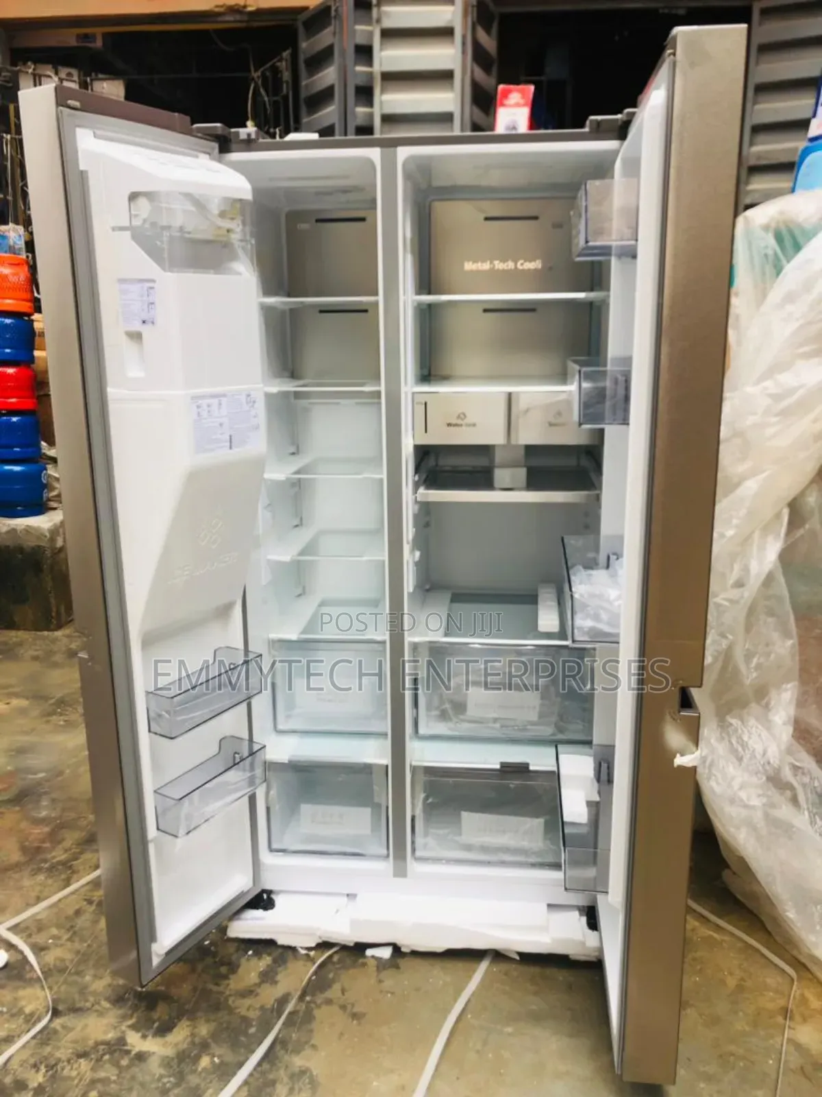 Hisense Refrigerator 82ws 601liters(Side by Side)