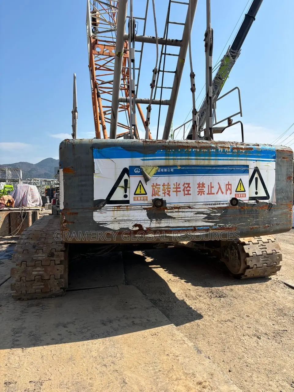 Foreign Used 55 Tons Zoomlion Crawler Crane for Sale