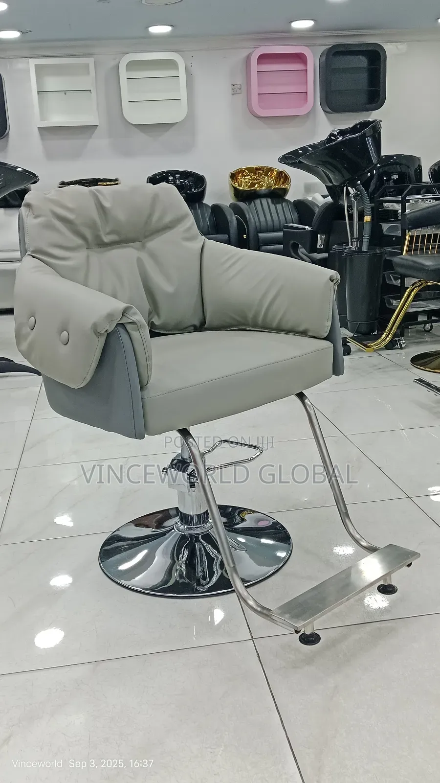 Comfy Salon Chair