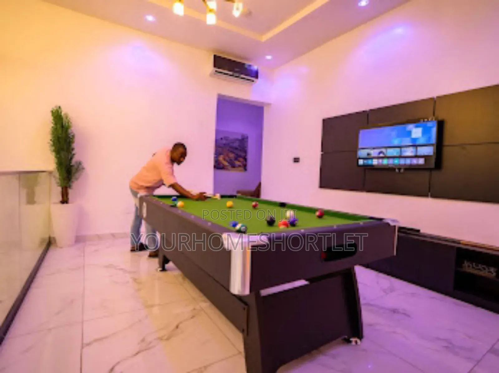 5 Bedroom Self-Compound With a Private Swimming Pool, Snooker and Ps5