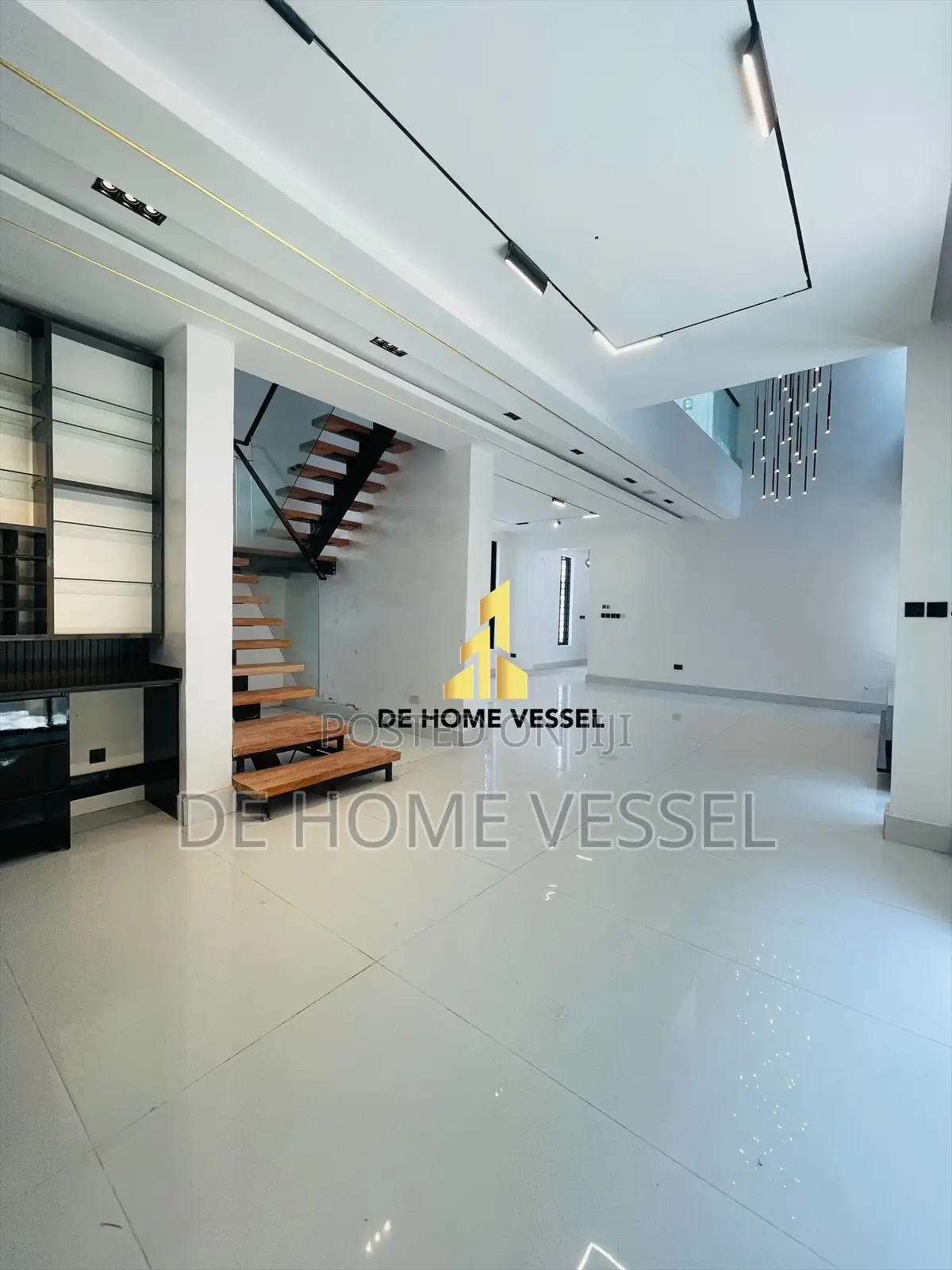 5bdrm Duplex in Lekki Phase 1 for sale