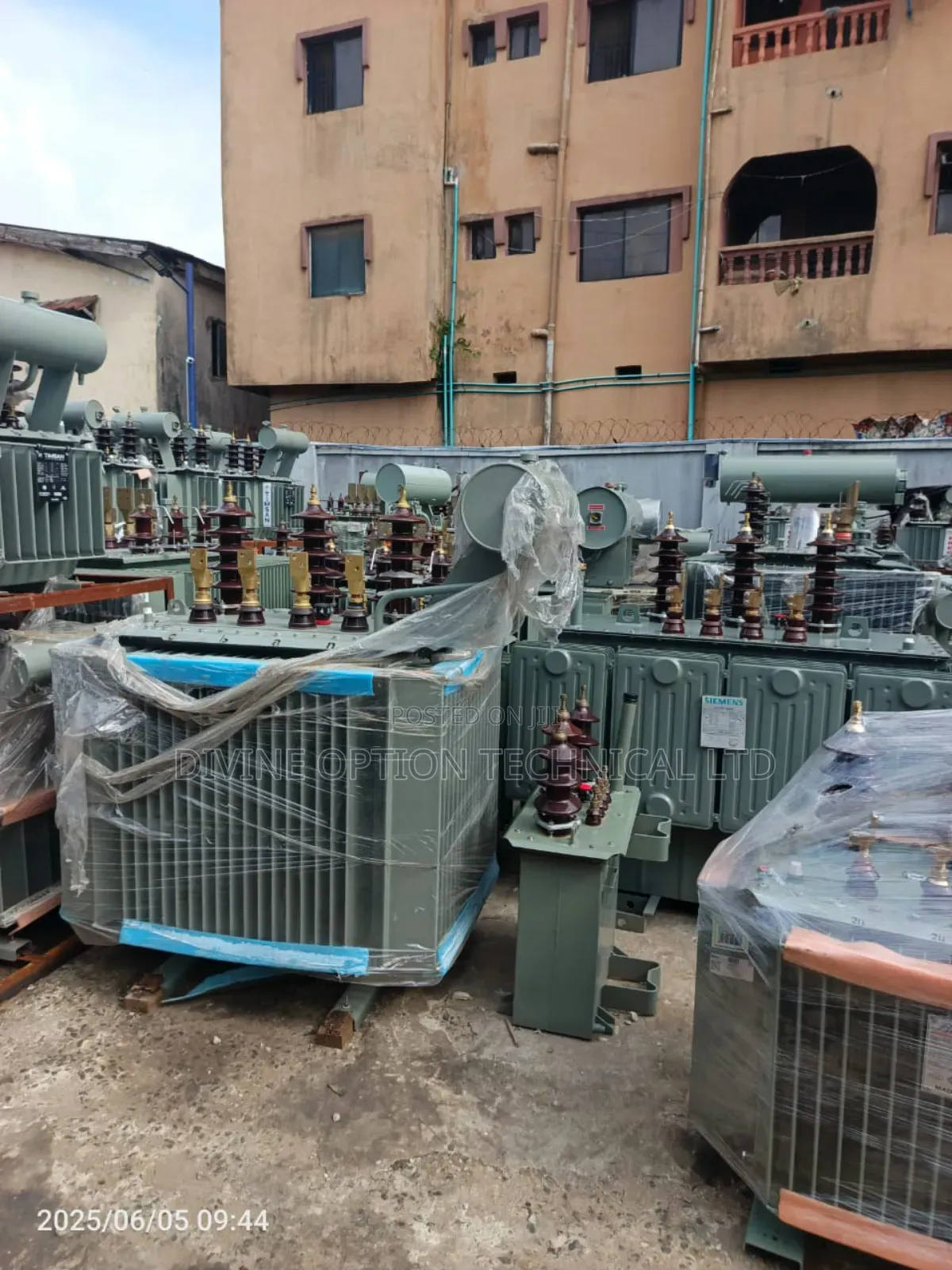 Massive 300kva 11kv/400v Auto Better Transformer