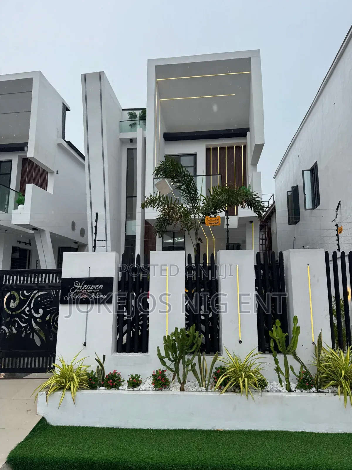 5bdrm Duplex in Ikota Gra Lekki for sale